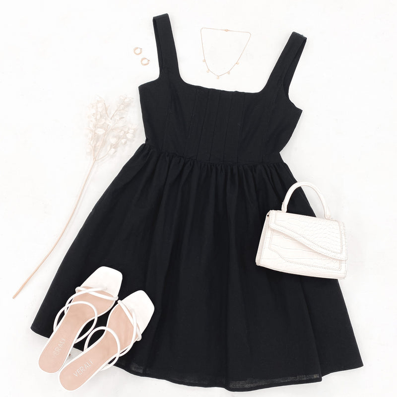 This outfit perfectly balances playful and classy