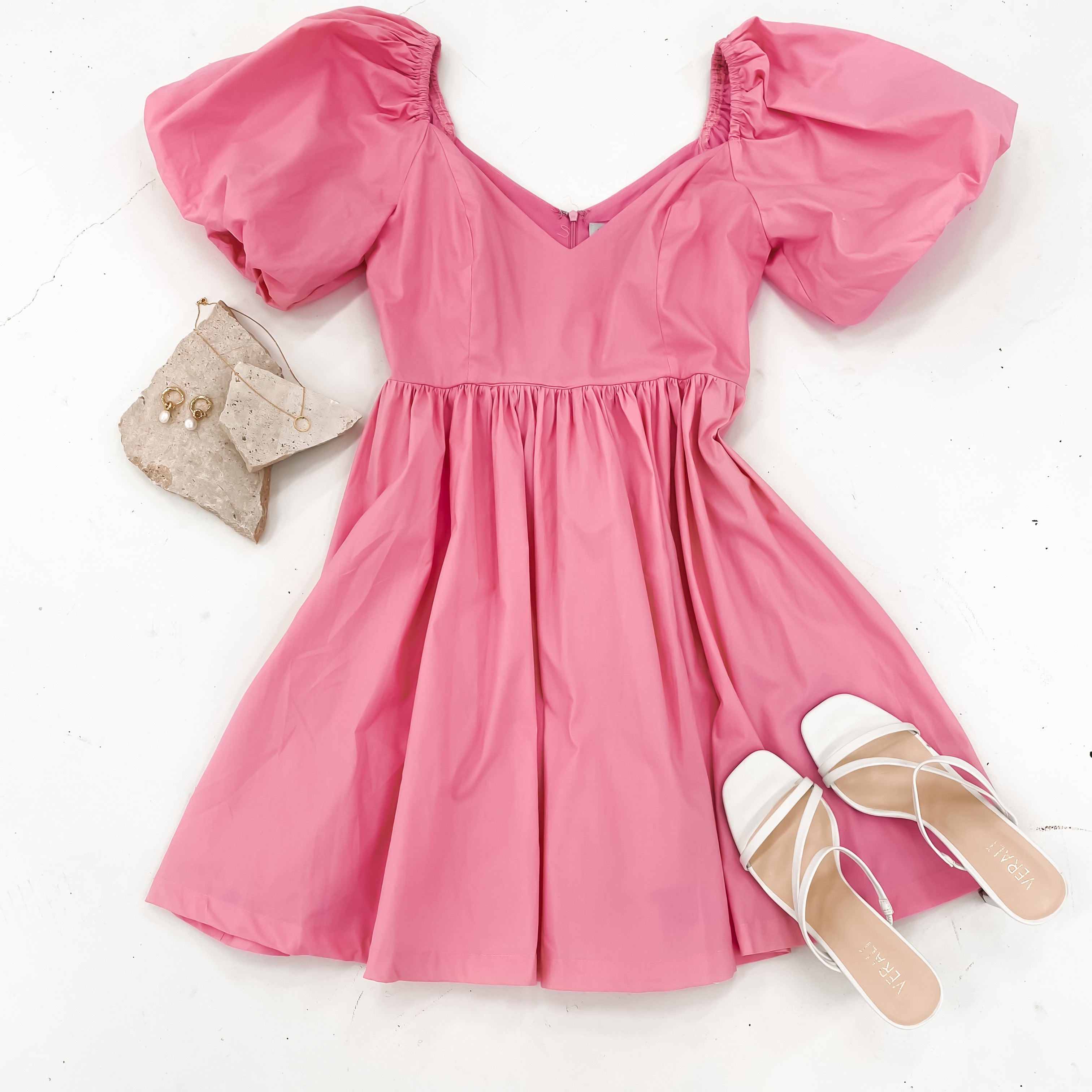 Here is a cute, flirty look your going to love!