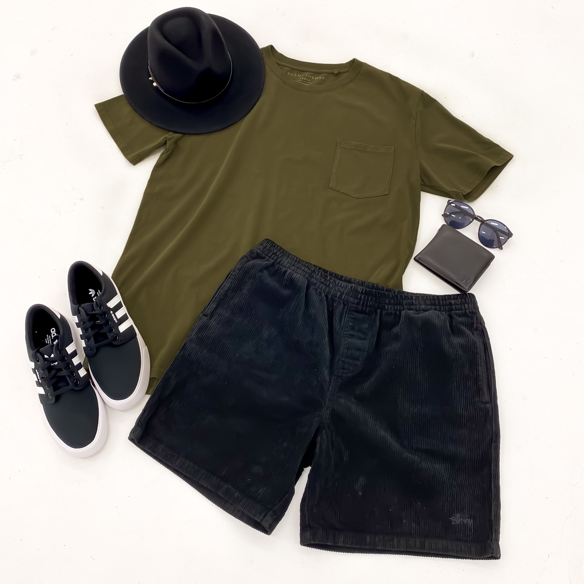 The Surplus Pocket Tee Olive is a must have basic tee