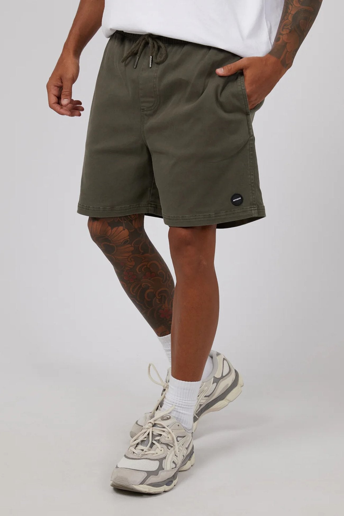 17" Twill Jogger Khaki