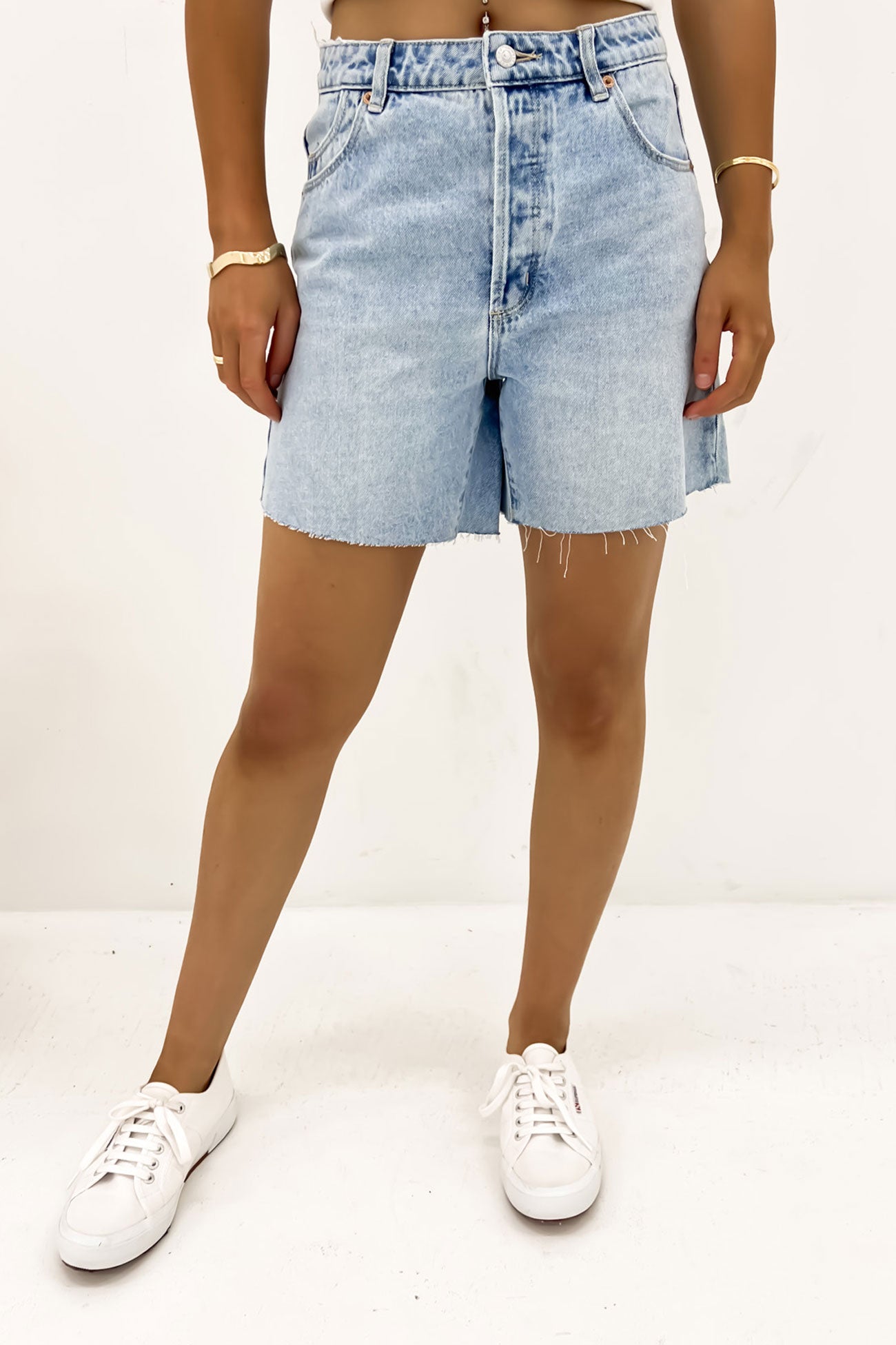 90's Relaxed Short Longreach