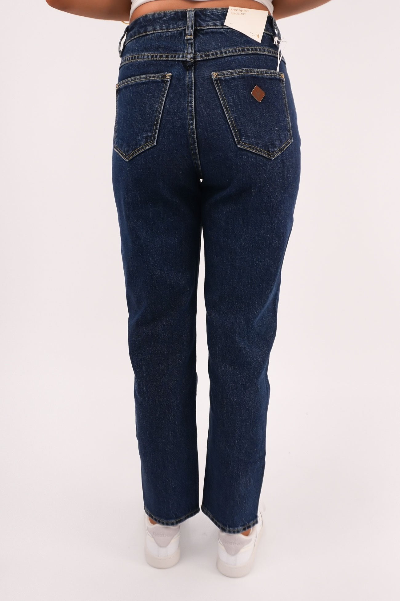 A 94 Slim Jean Tara