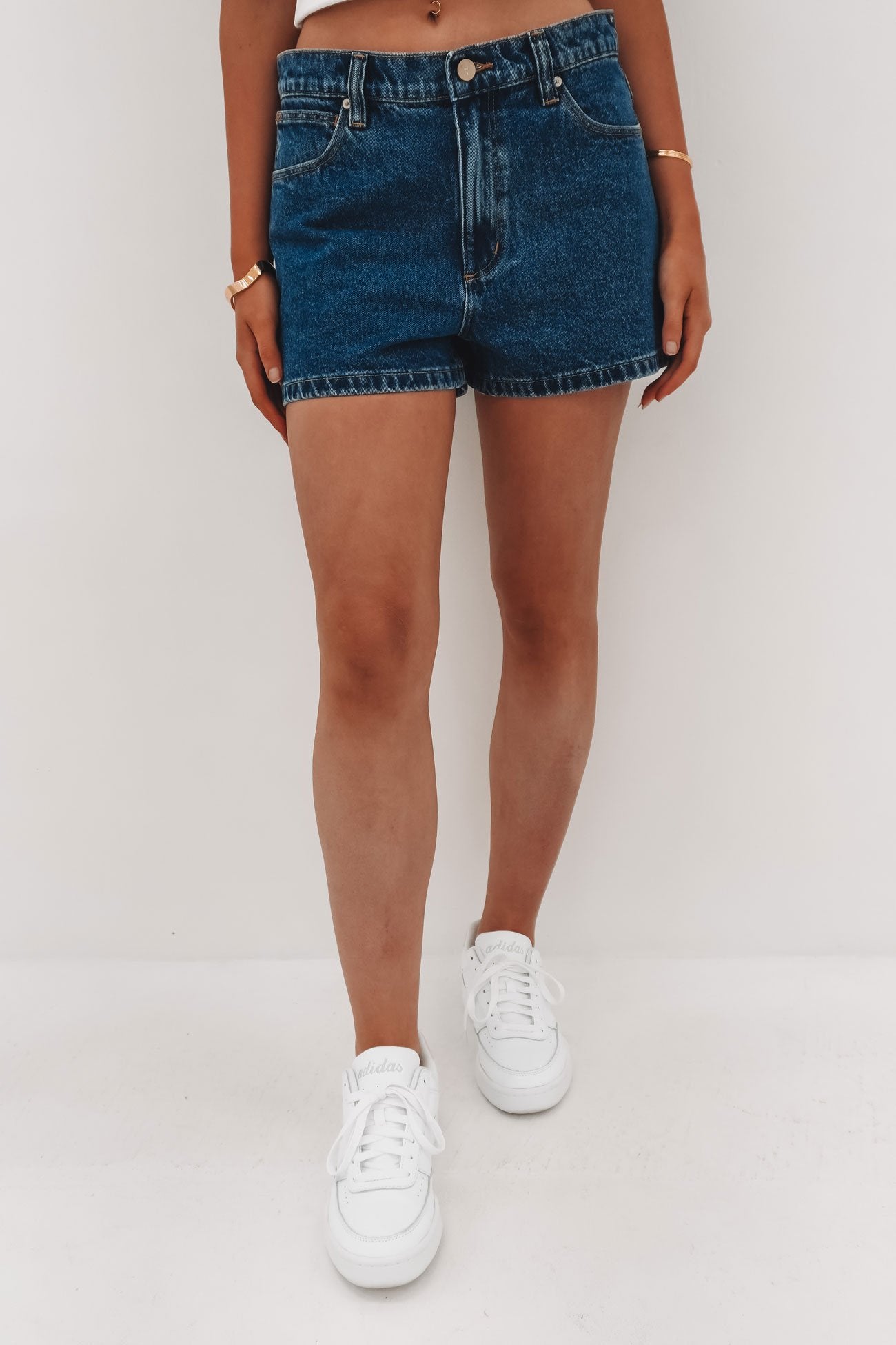 A 95 Baggy Short Bella