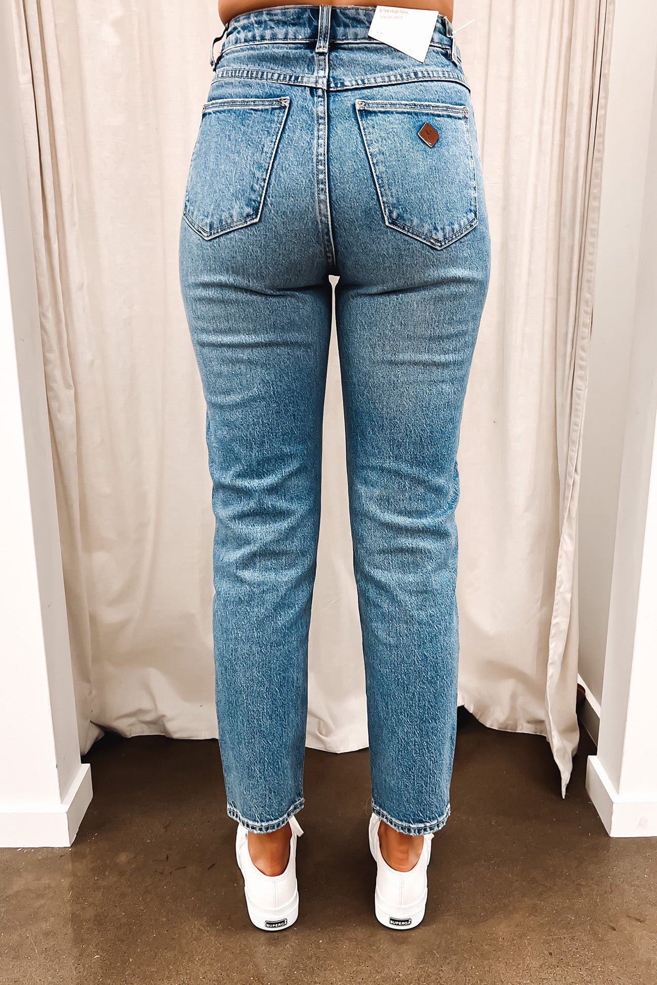 A 94 High Slim Jean Lizzie Y2K