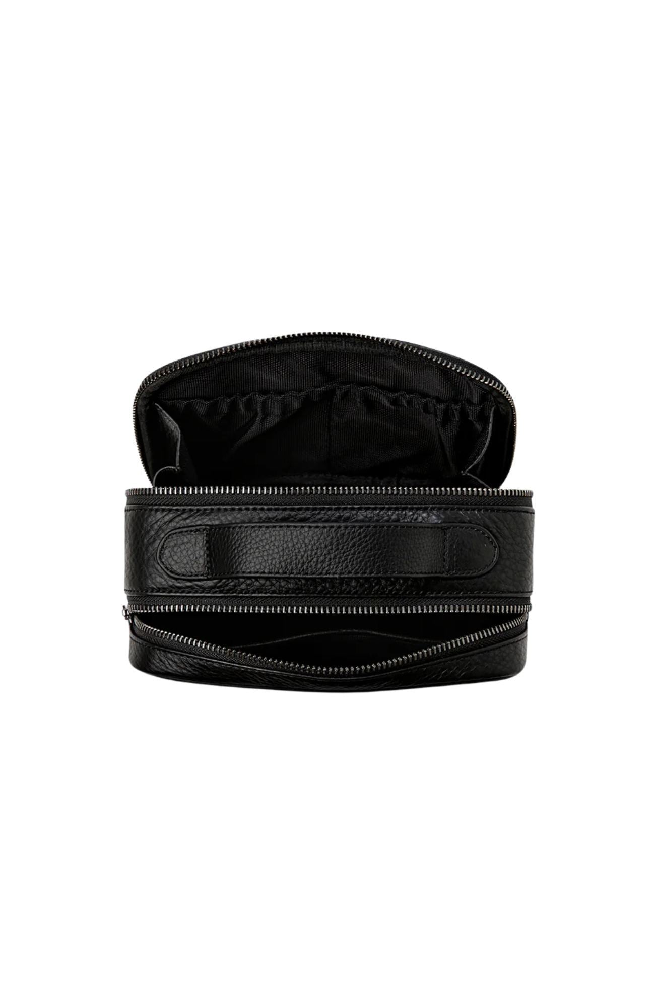 Sail On Toiletry Bag Black