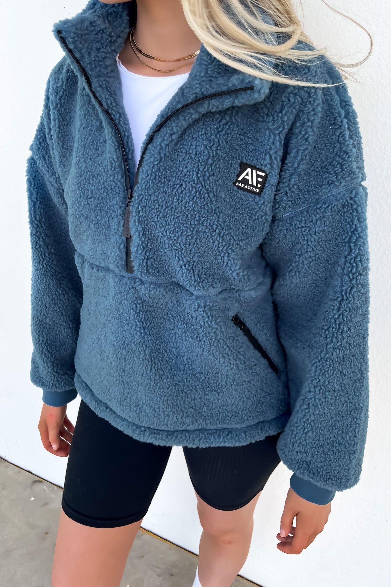 Amara Quarter Zip Teddy Navy