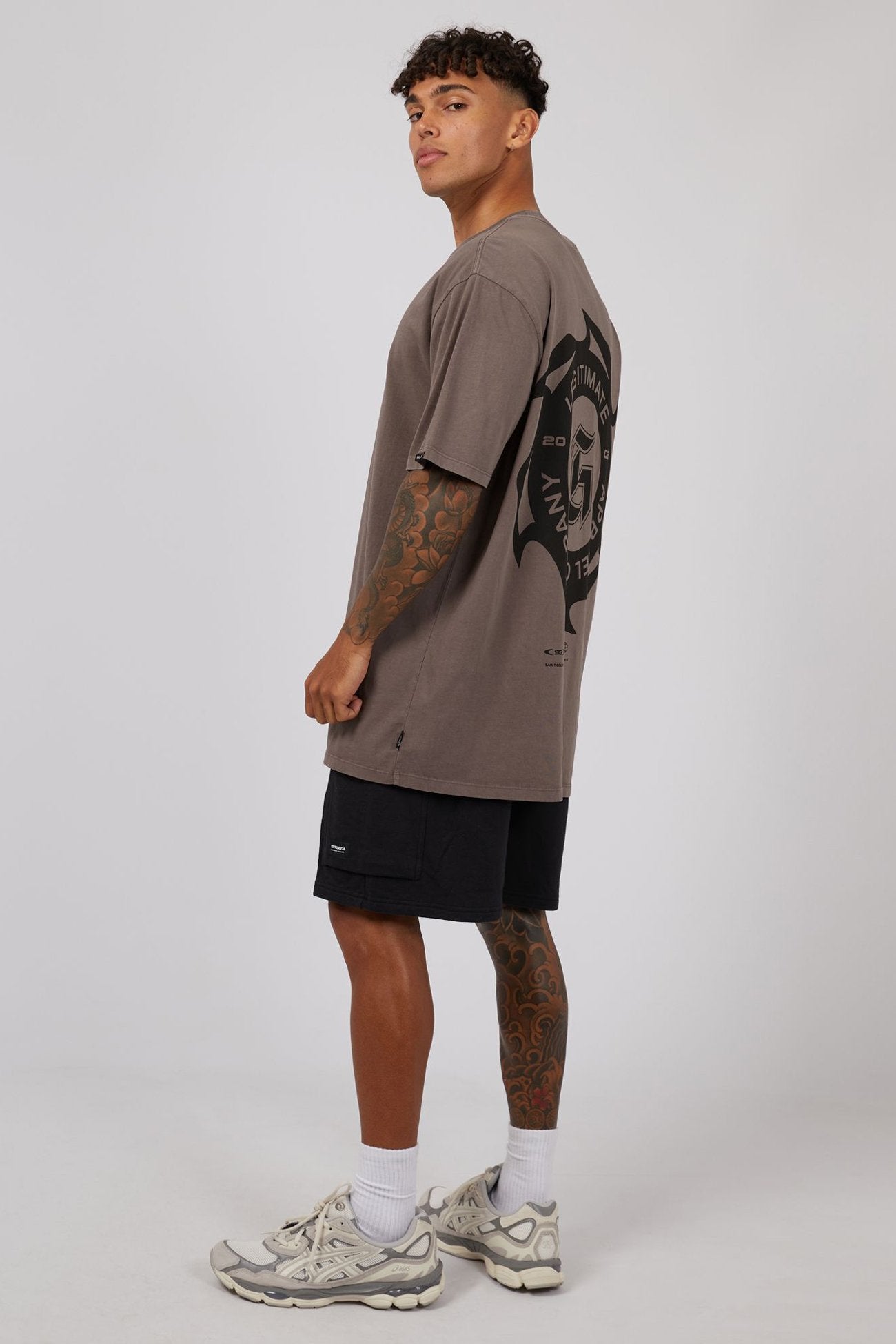 Blade Tee Taupe