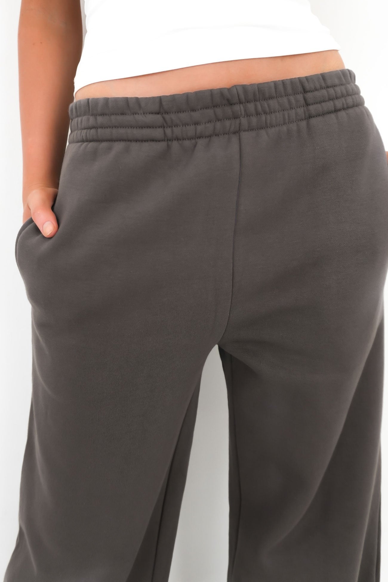 Blair Wide Trackpant Charcoal