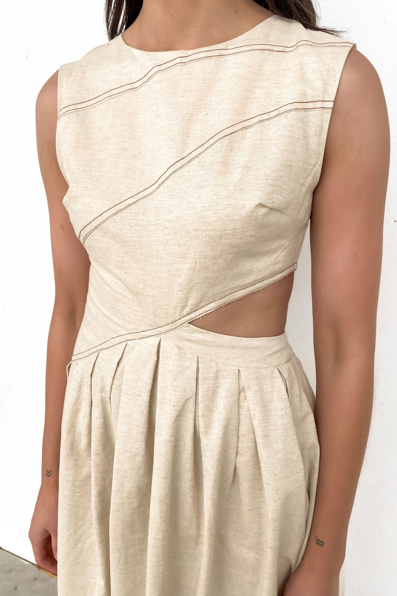 Colson Midi Dress Beige