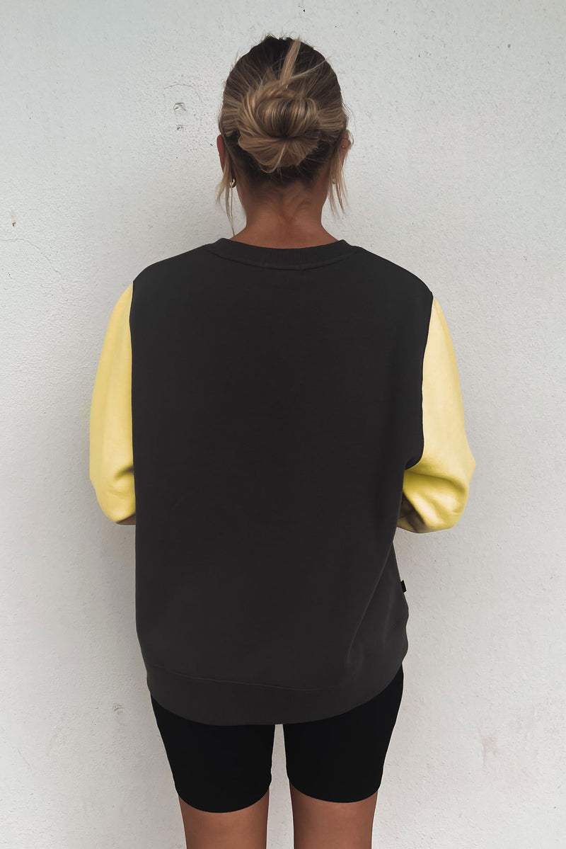 Charcoal Soft Fleece Long Sleeve Lightweight Sweatshirt | Boutique Elise