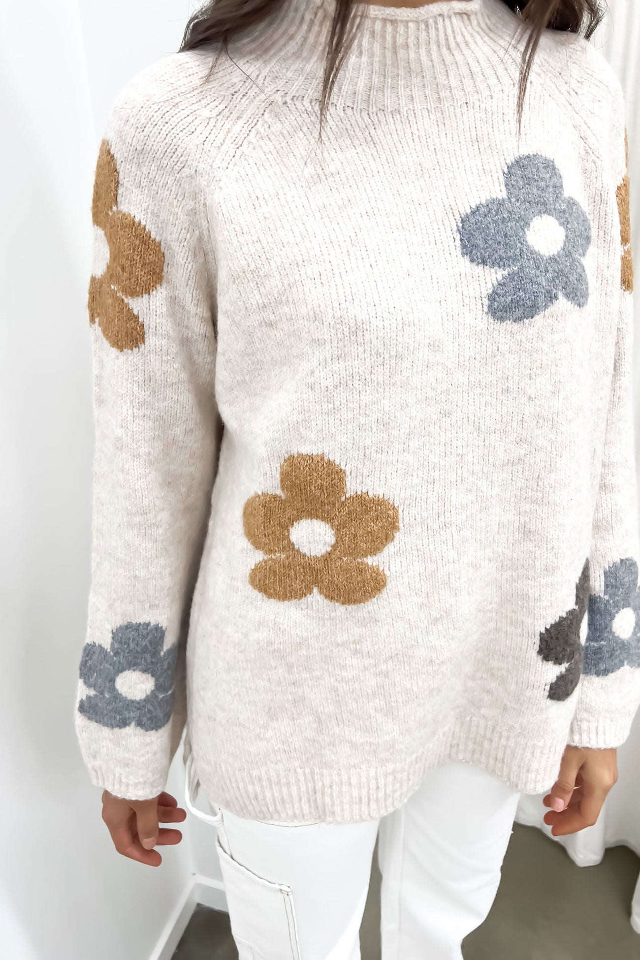 Daisy Knit Jumper Latte