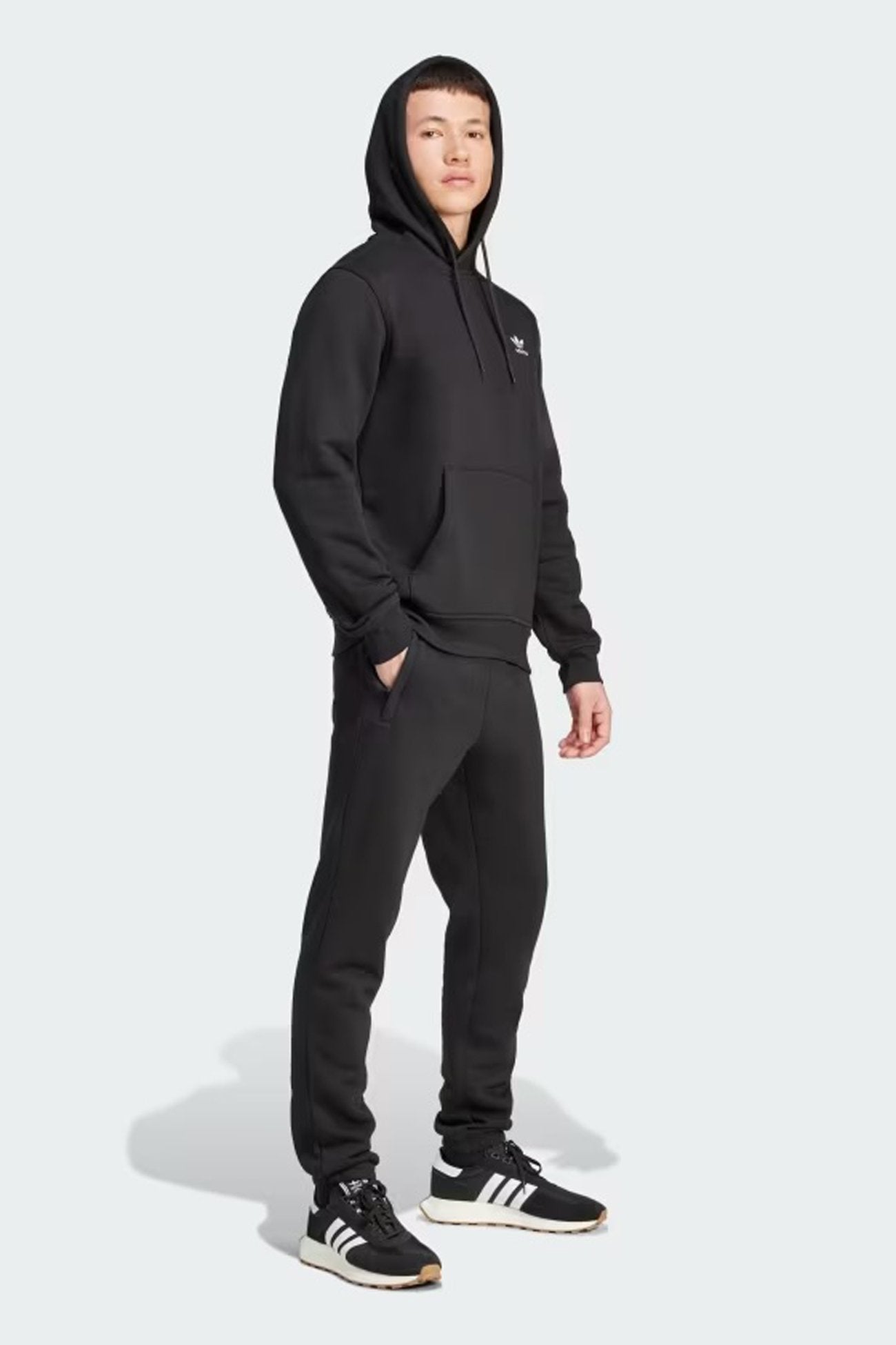 Essential Hoodie Black