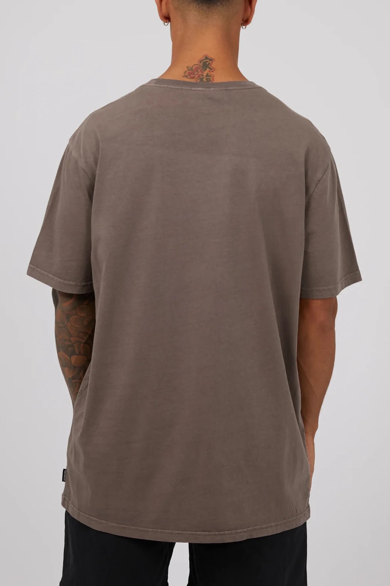 Essential Tee Taupe