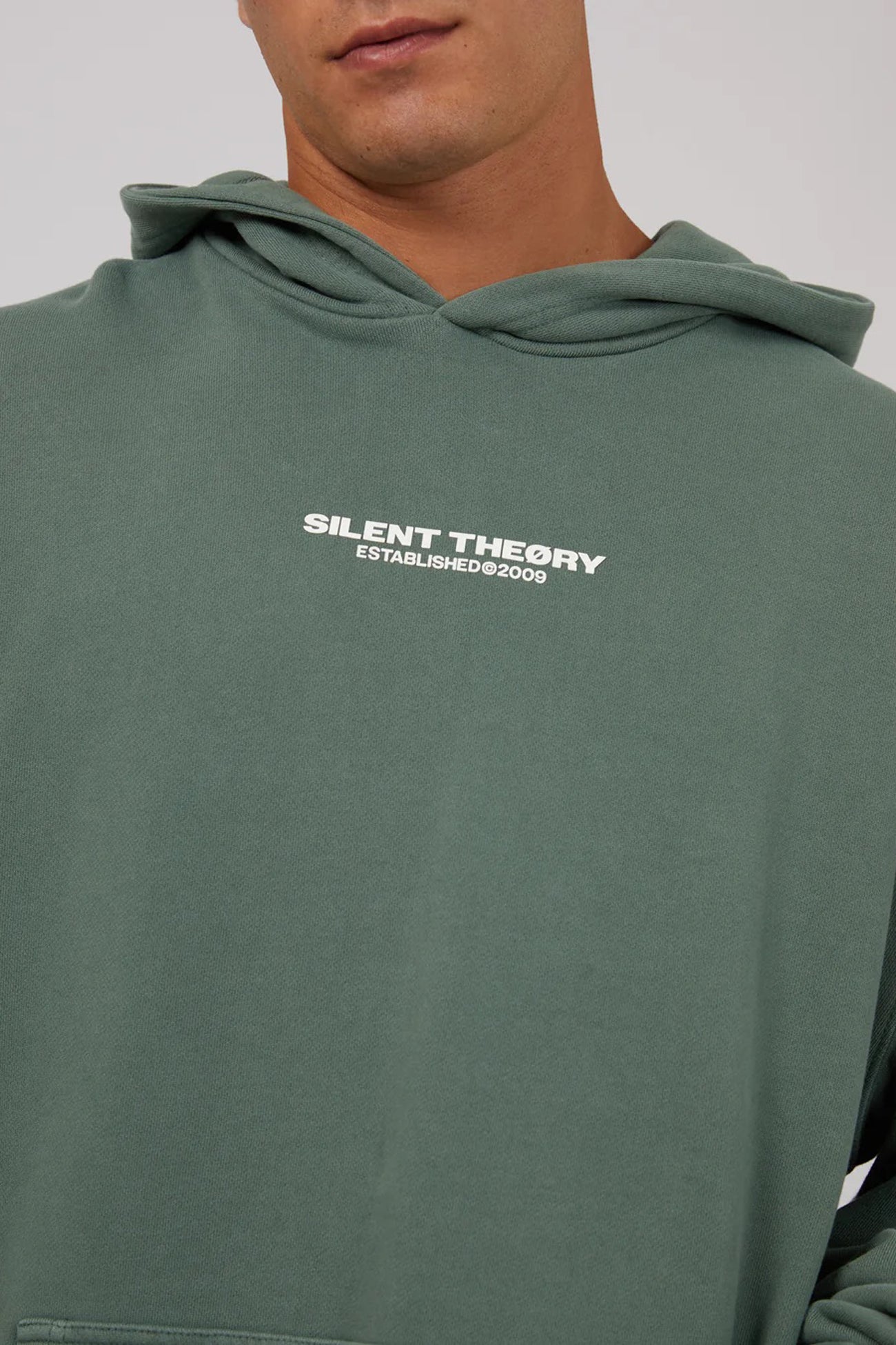 Essential Theory Hoody Green