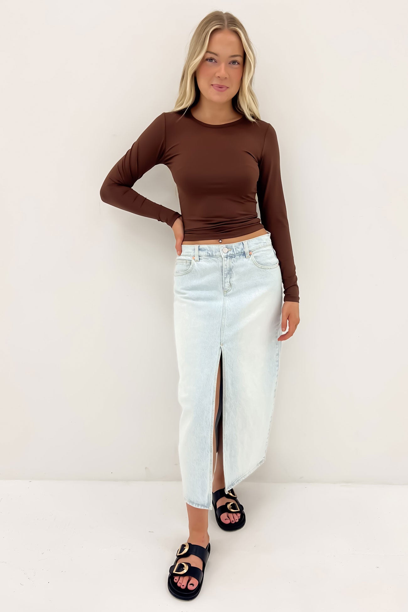 Eve Staple Long Sleeve Brown