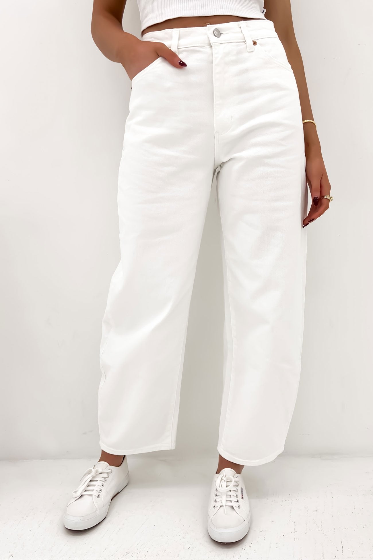 Gigi Barrel Jean Vintage White