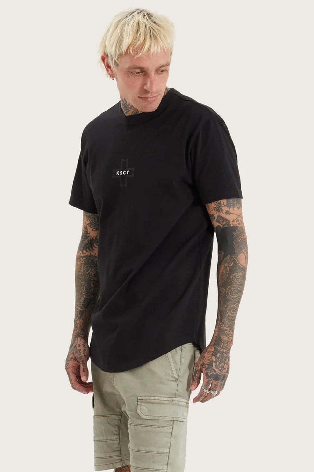 Gravel Dual Curved Tee Jet Black