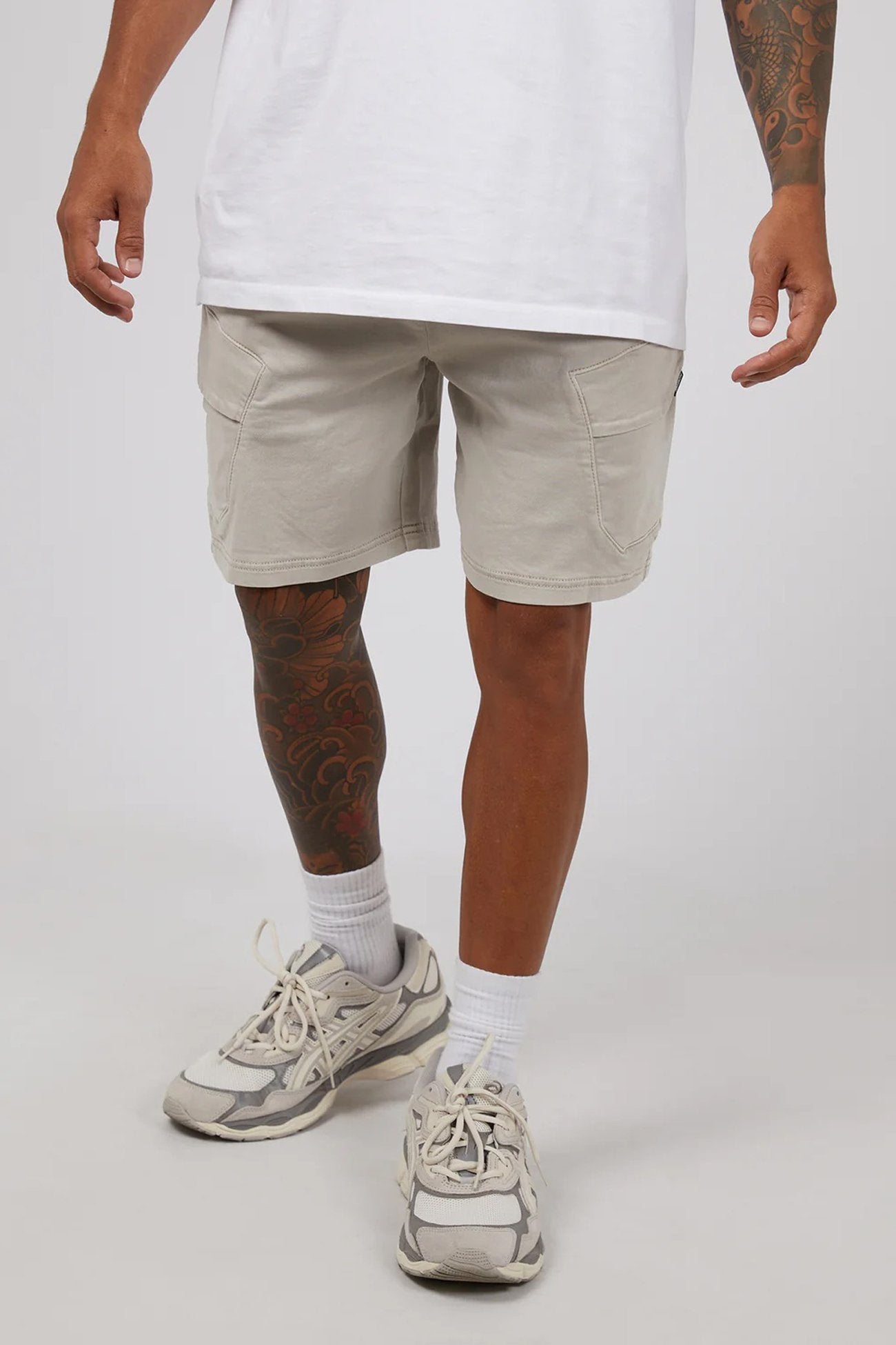 Gully Cargo Short Sand