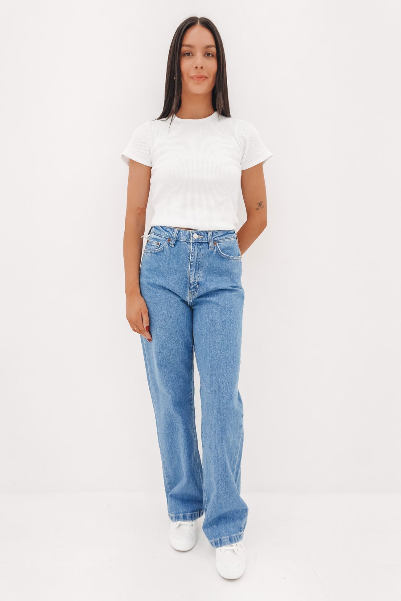 Hi Wide Jean Worn In Blue