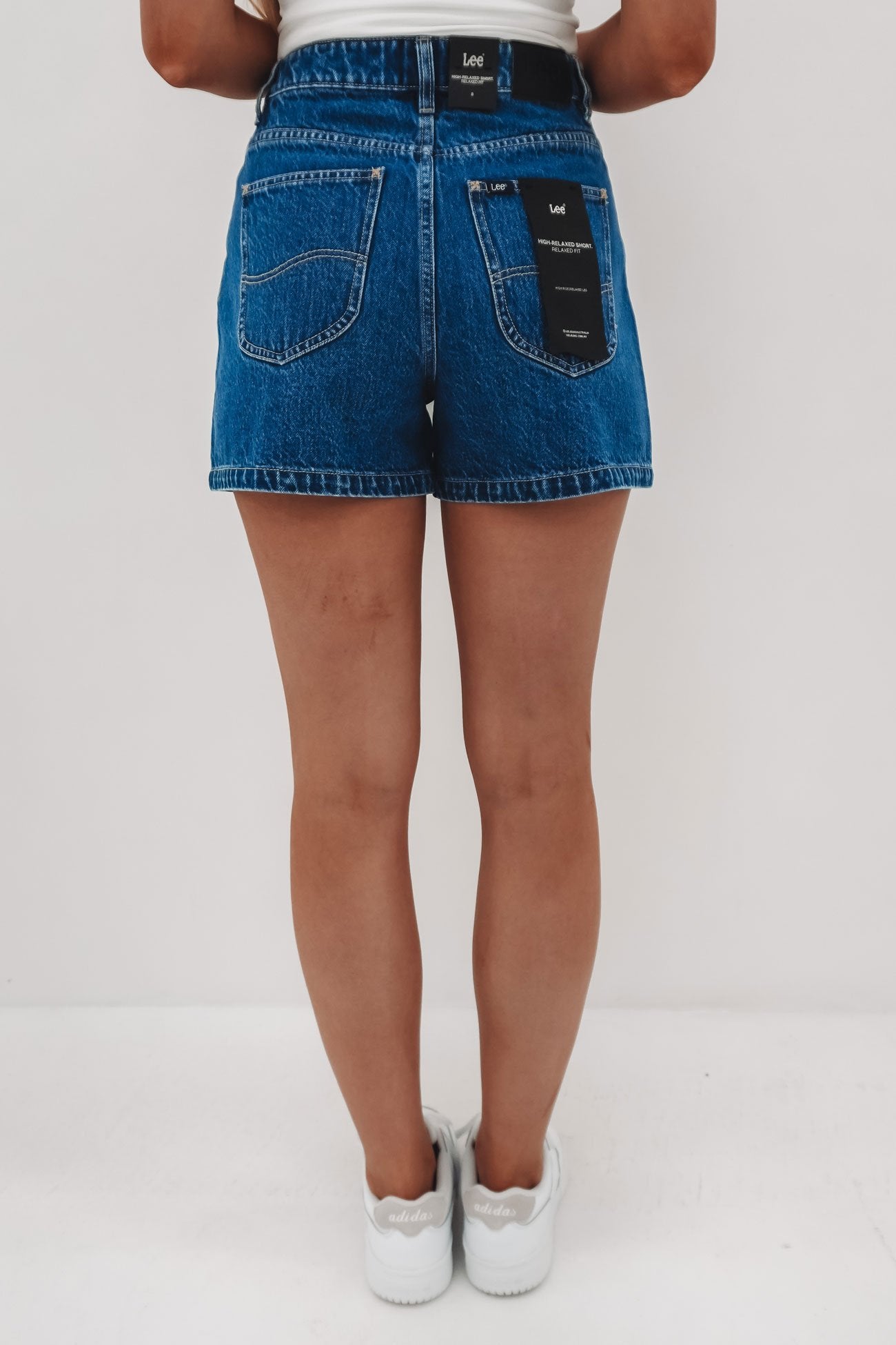 High Relaxed Short Blue Quarter