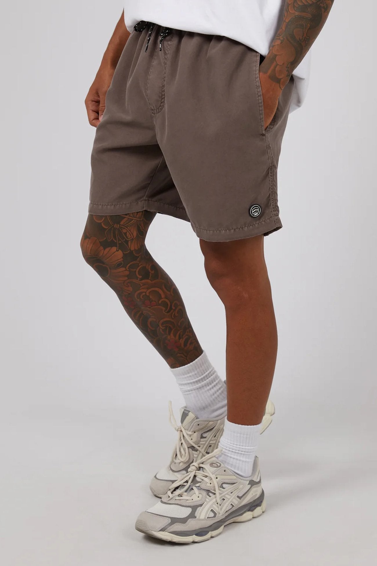 Illusion Short Taupe