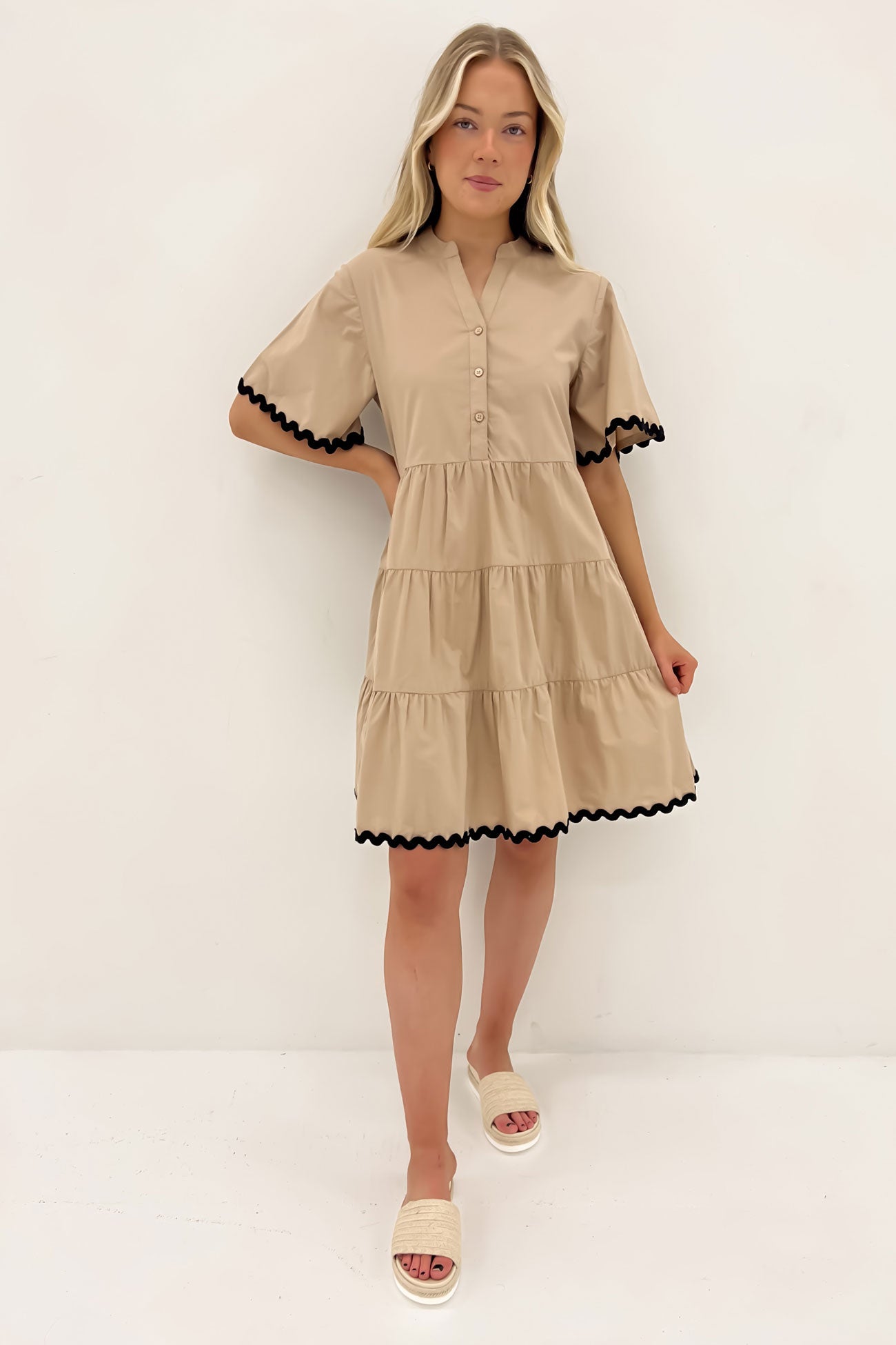 Kruze Mini Dress Latte Black