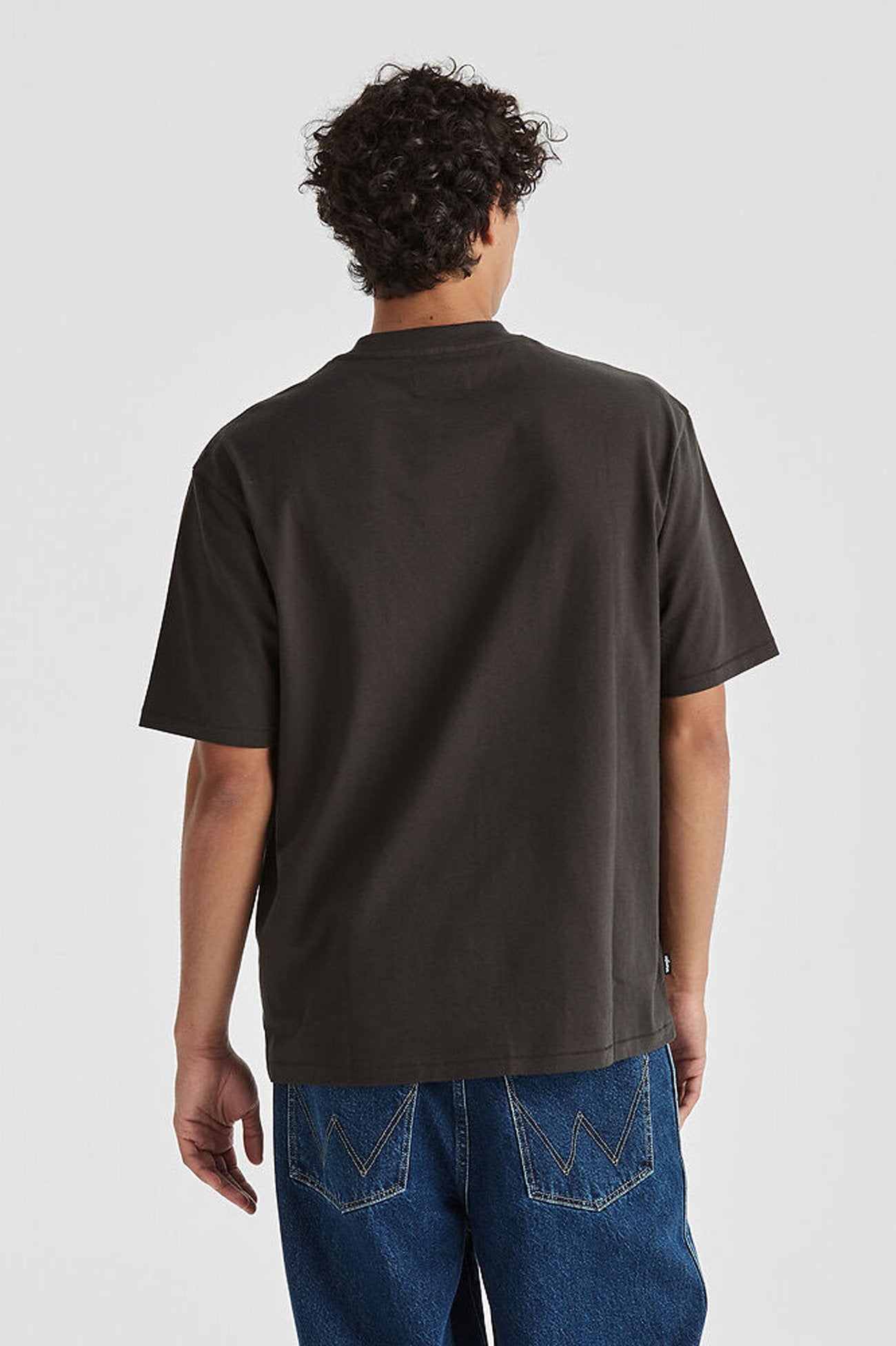 Outdoor Slacker Tee Worn Black