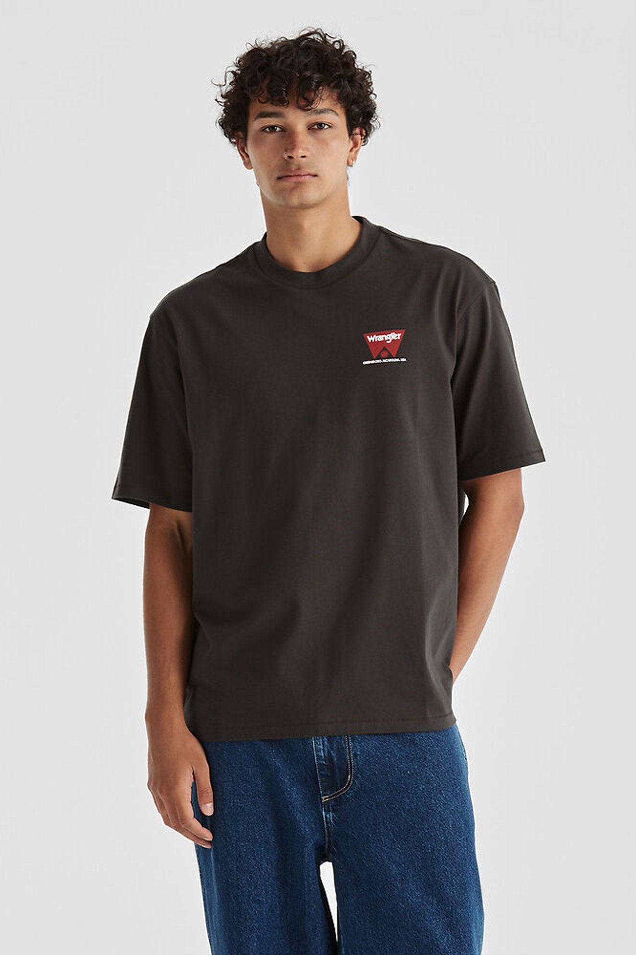 Outdoor Slacker Tee Worn Black