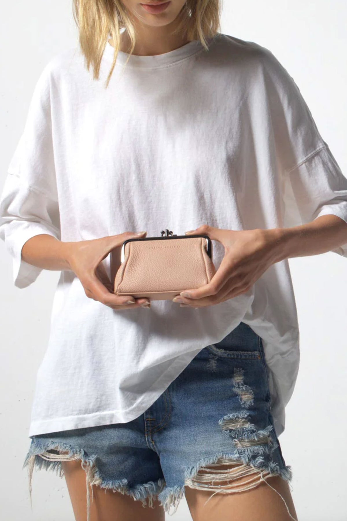 NONA LEATHER CROSSBODY IN DUSTY PINK - Armadillo