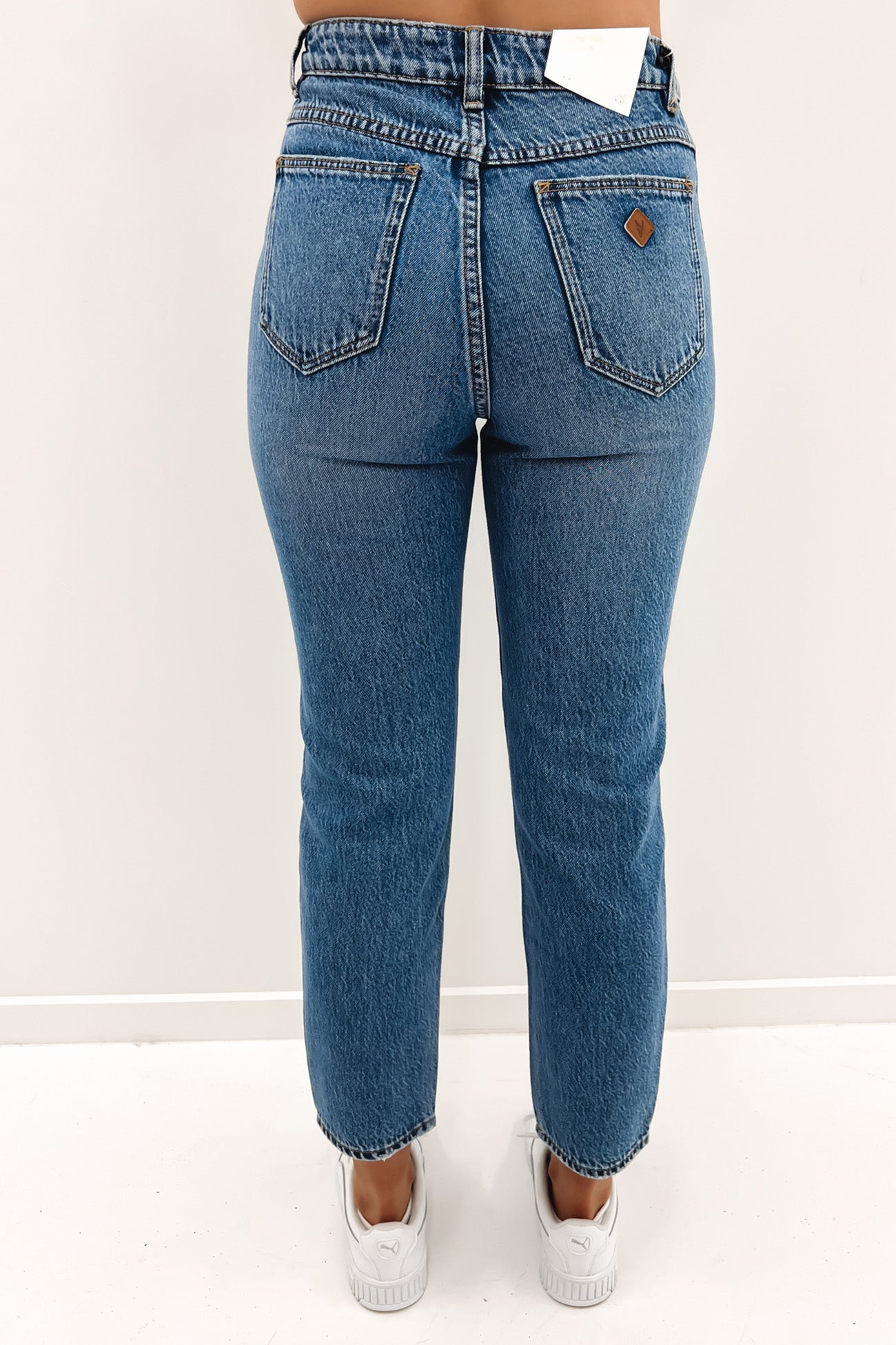 A 94 High Slim Jean Zoey Organic