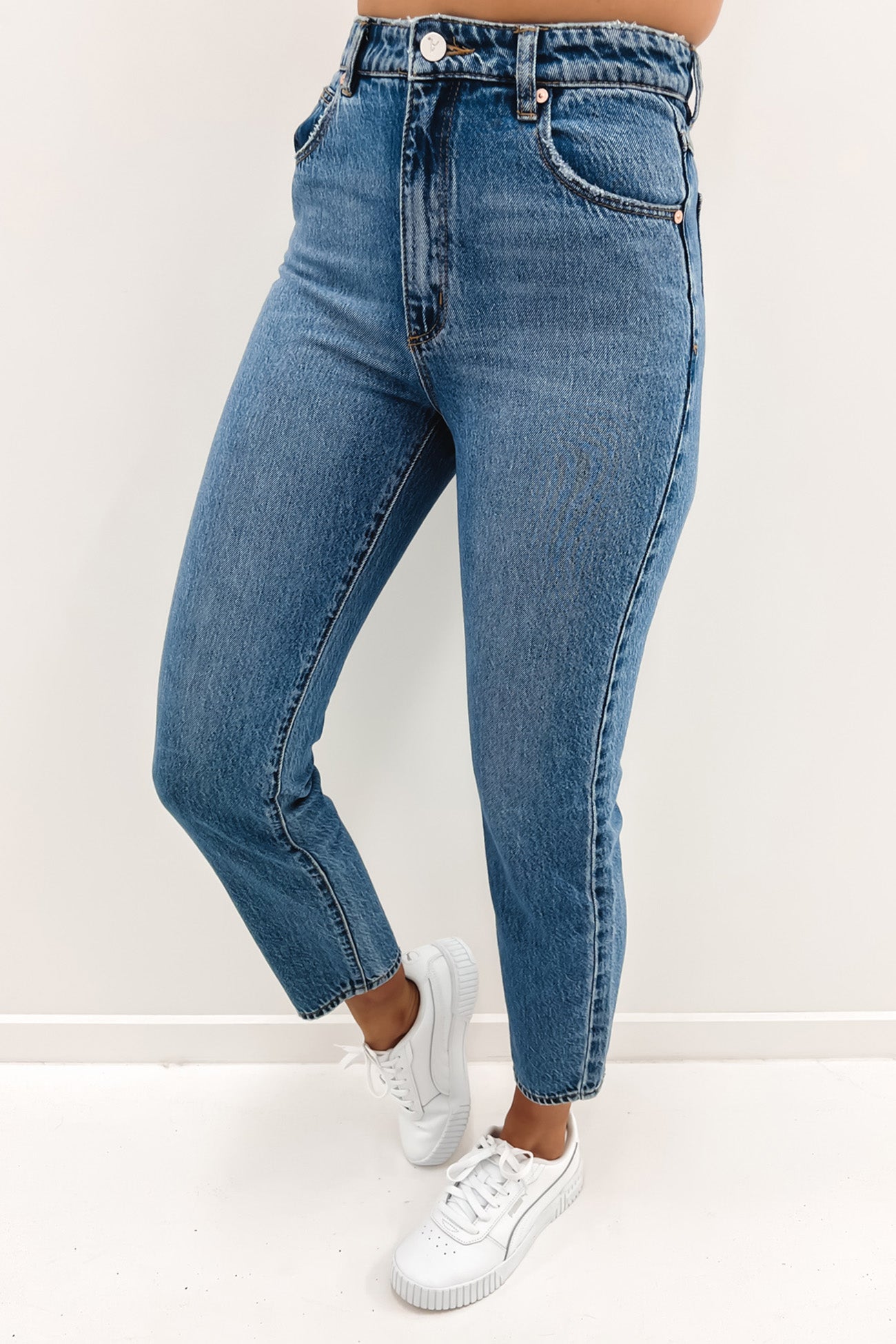 A 94 High Slim Jean Zoey Organic