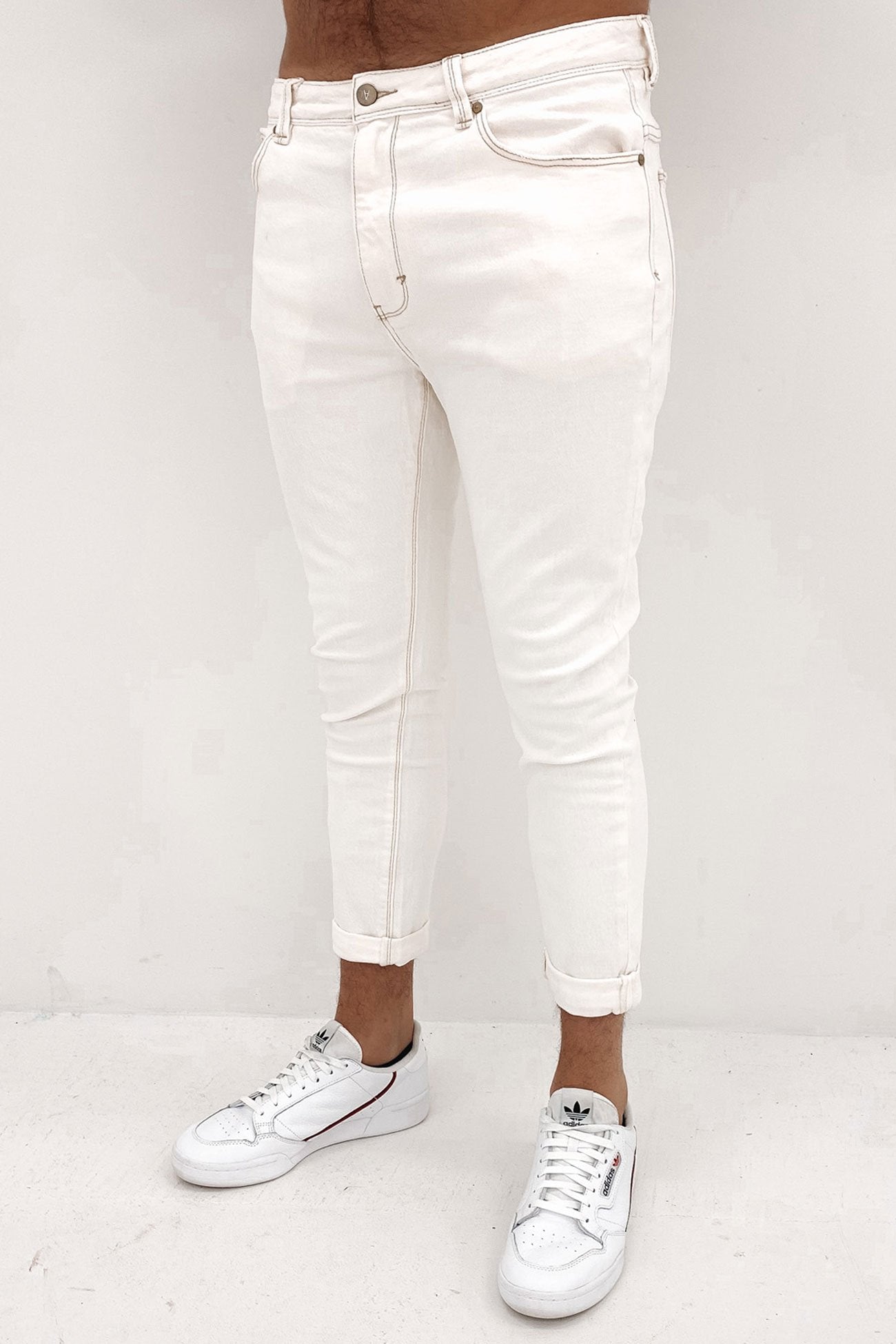 A Dropped Slim Jean Smokey White