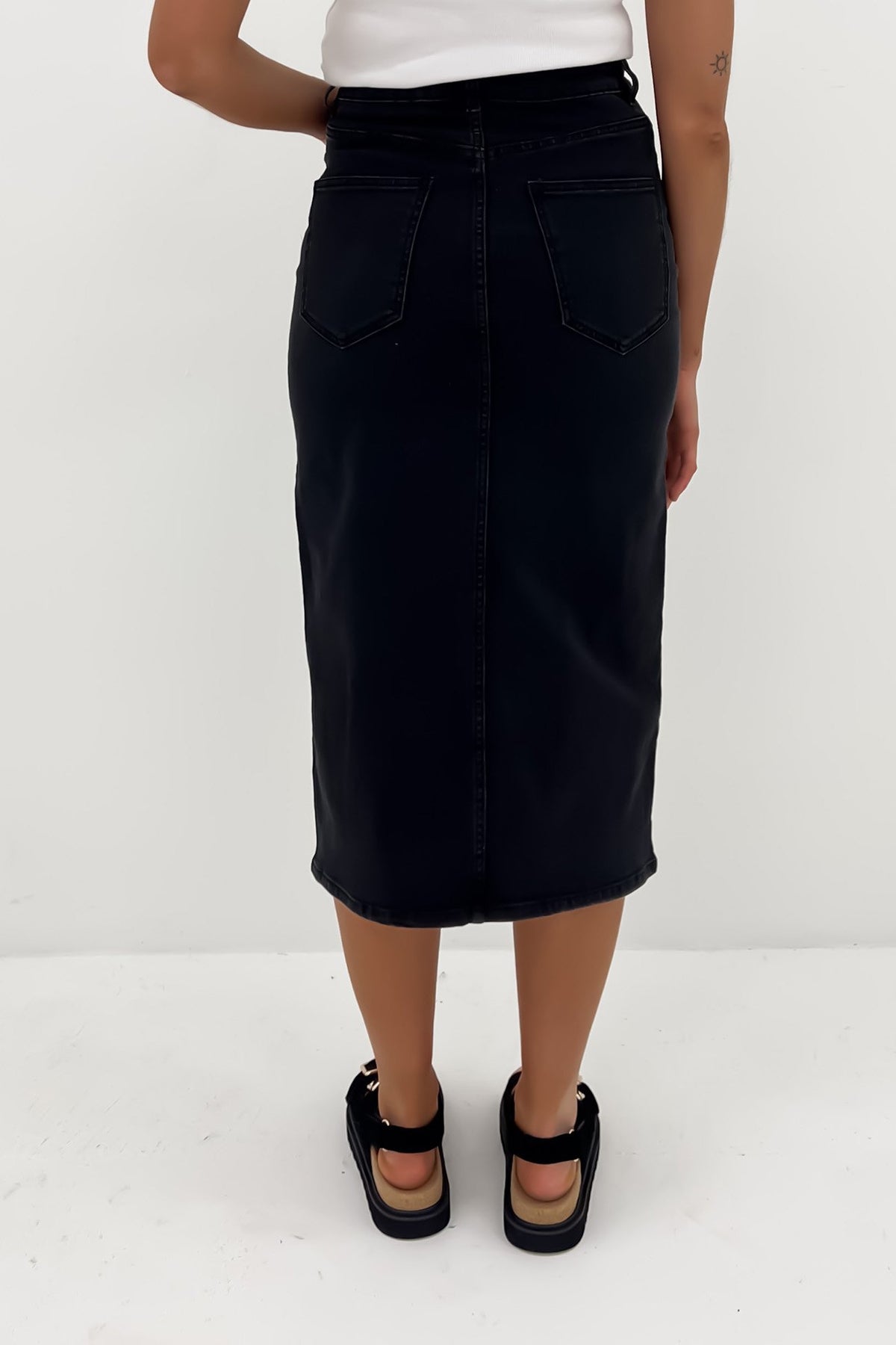 Simmi corset top and maxi pencil skirt set in tan