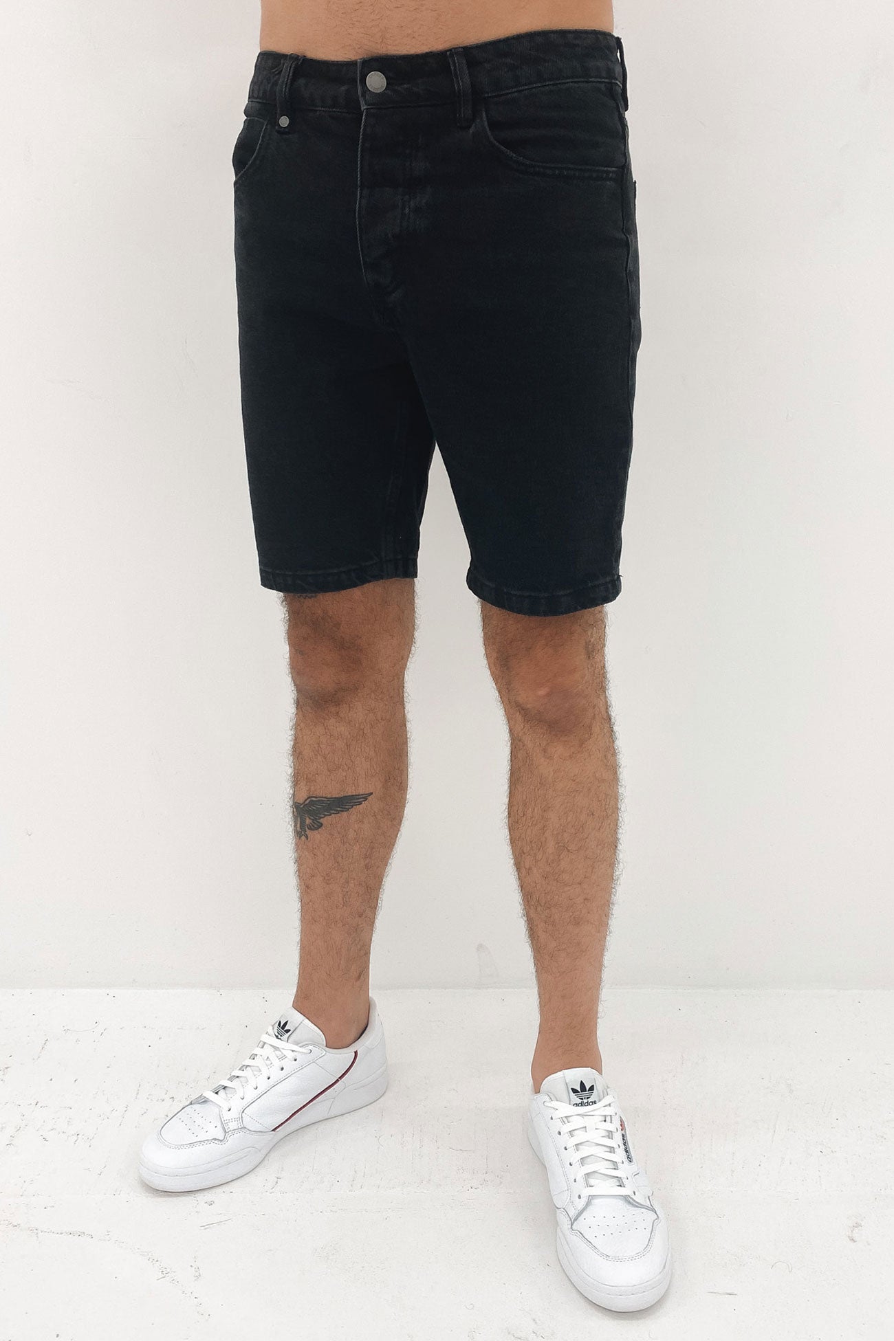 Chopped Hem Denim Short Aged Black