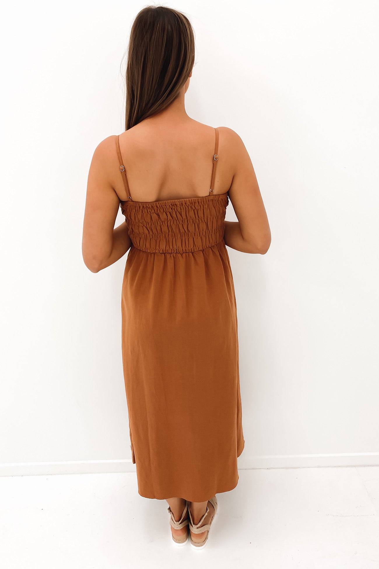 Classic Shirred Midi Dress Caramel