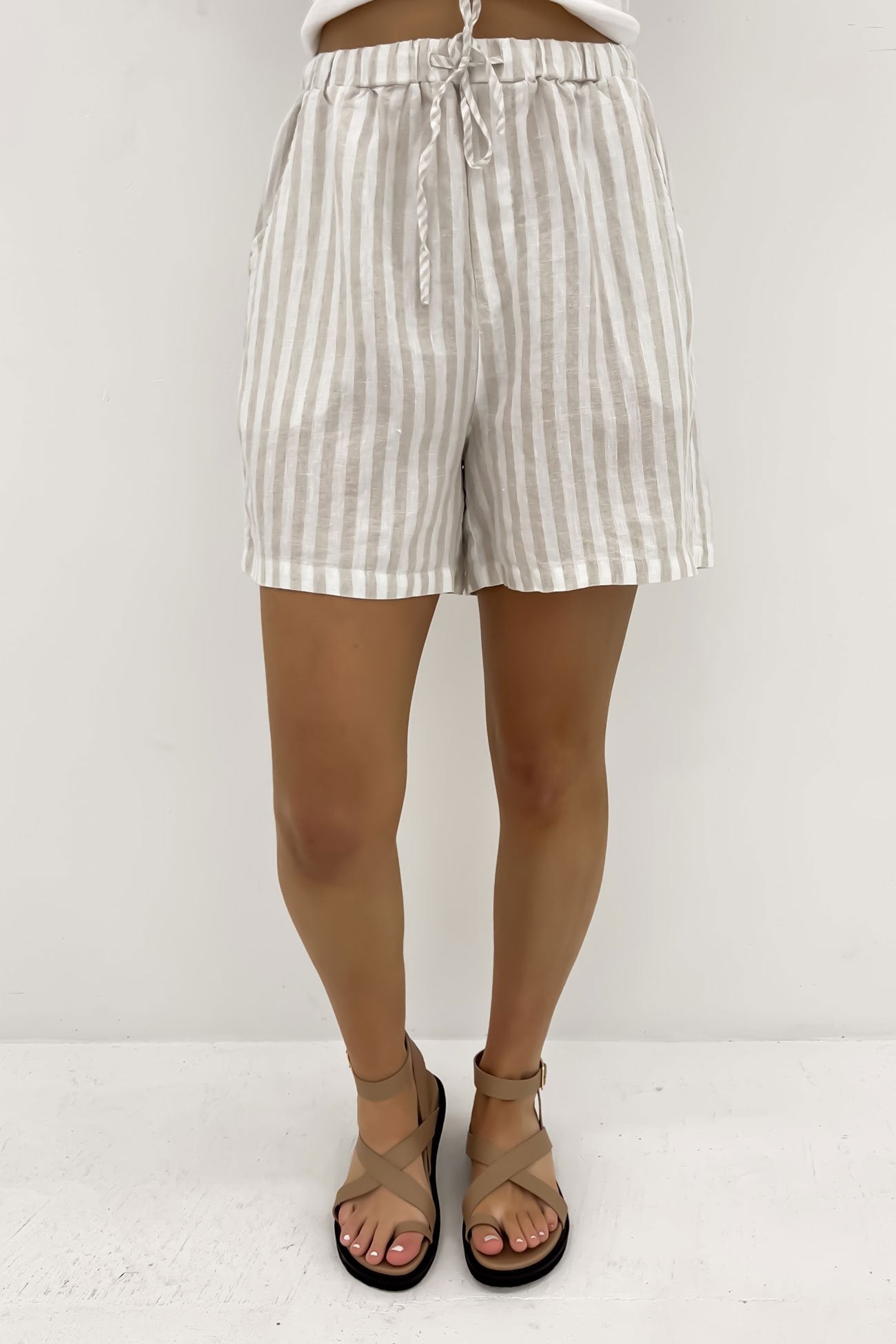 Connor Short Beige Stripe