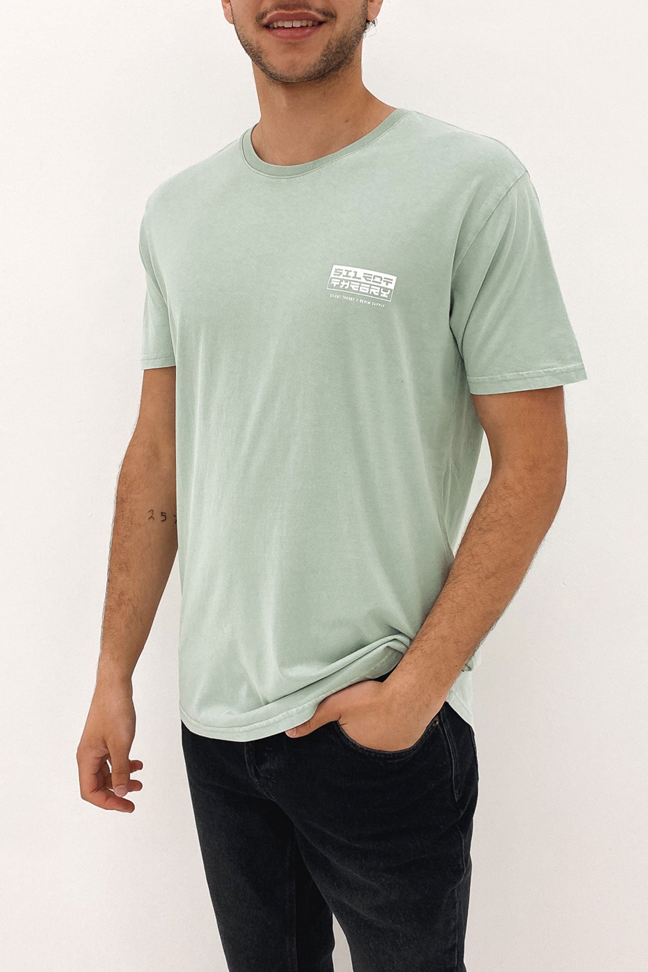 Echo Tail Tee Mint