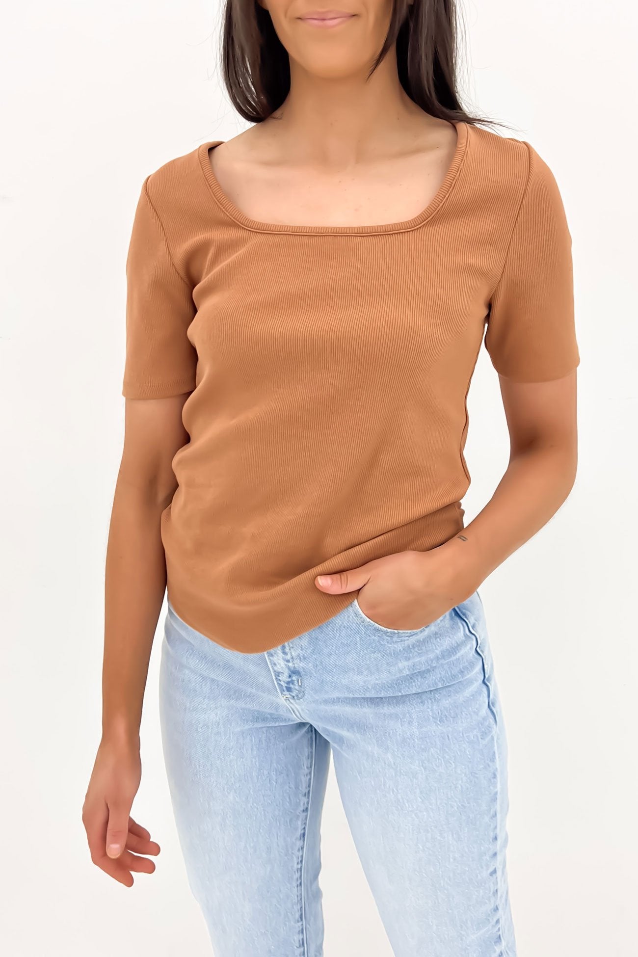 Emmy Rib Tee Latte