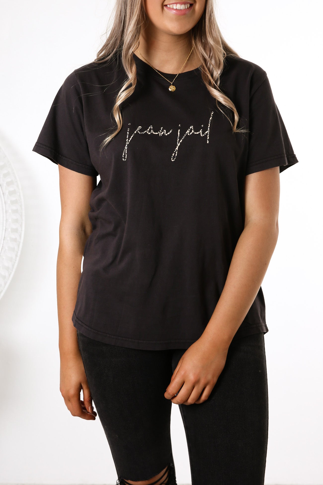 Fearless Tee Washed Black Leopard