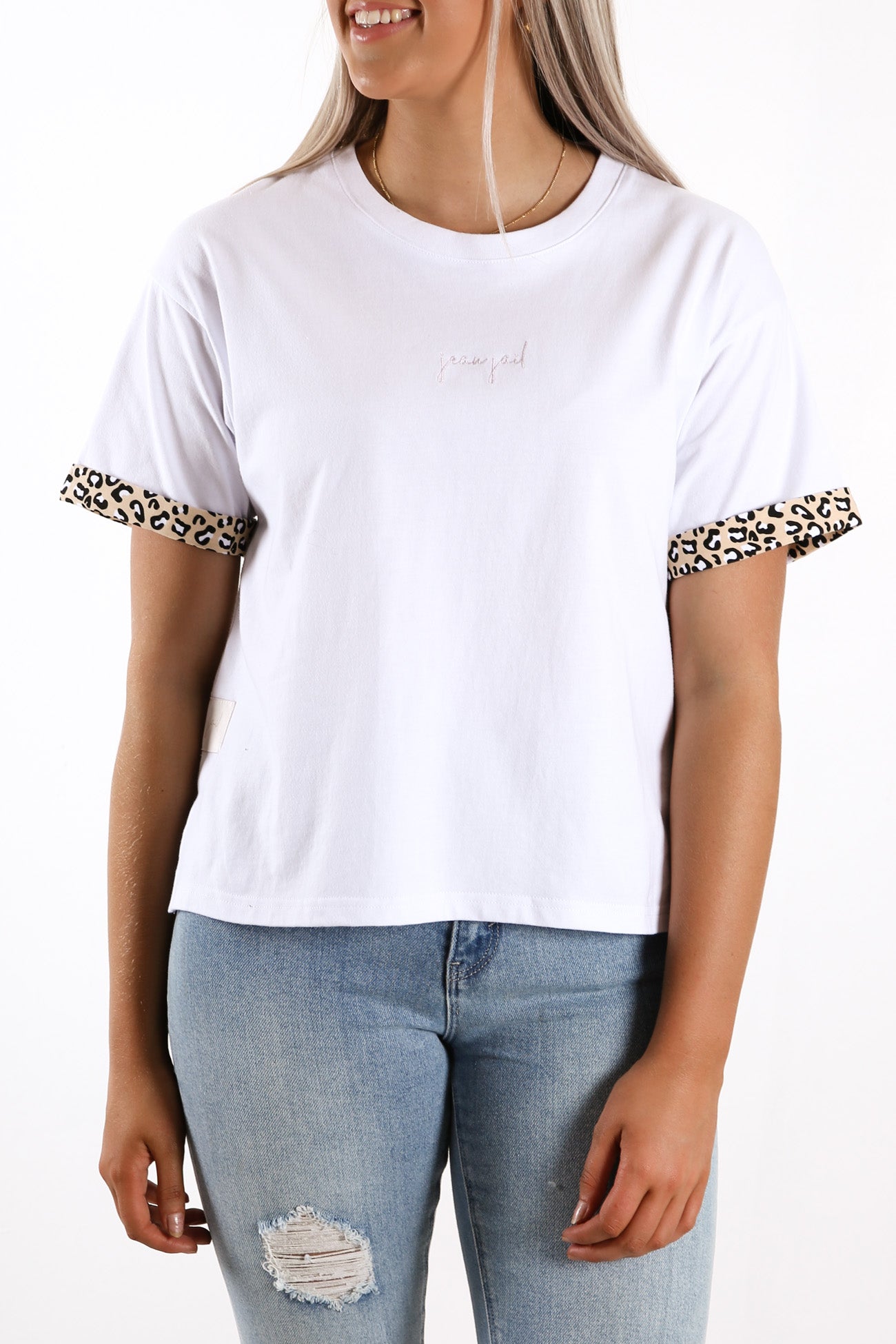 Hear Me Roar Tee White Leopard Lilac