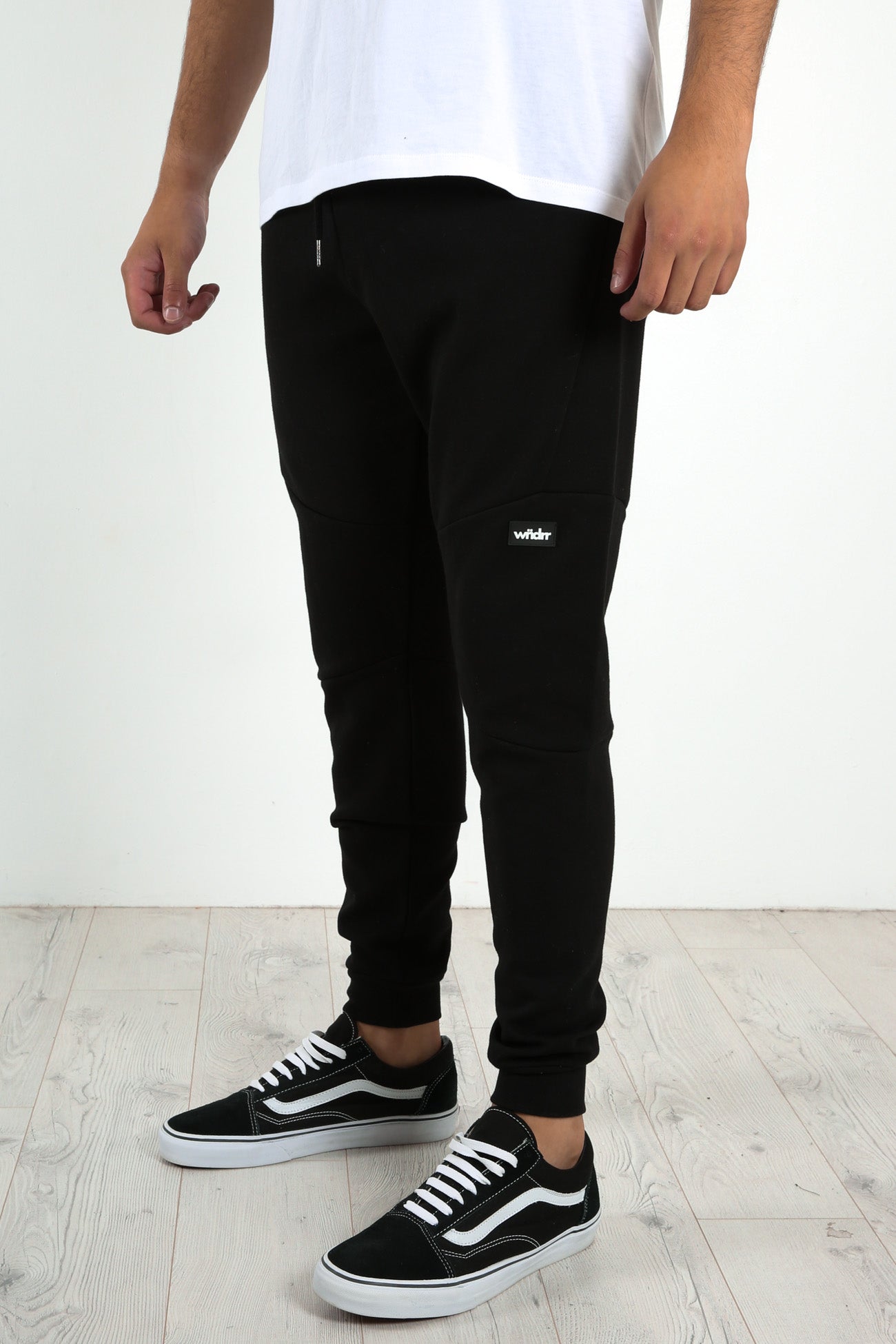 Hoxton V2 Tech Trackpant Black