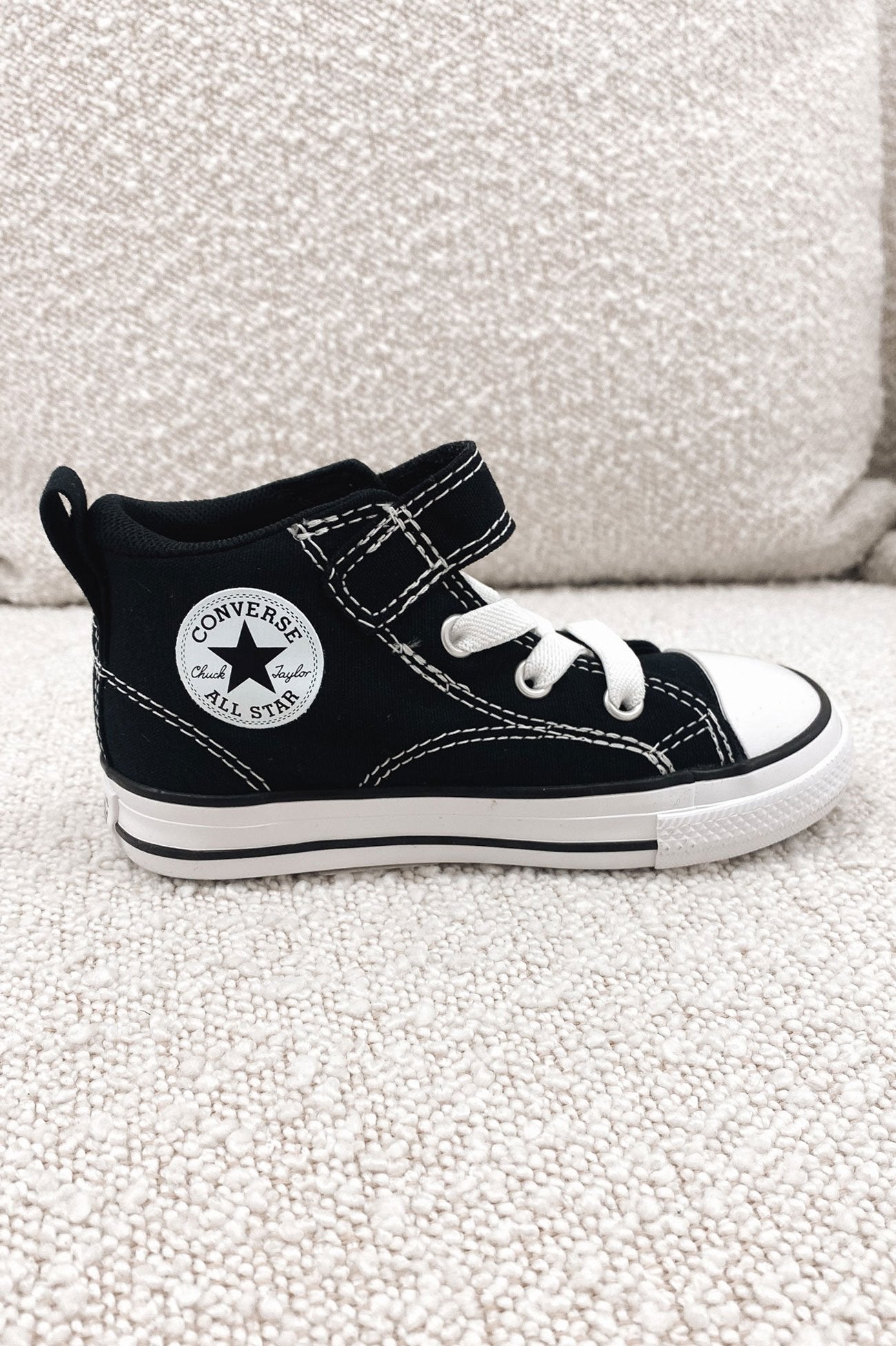 Chuck Taylor Malden Street Mid Black