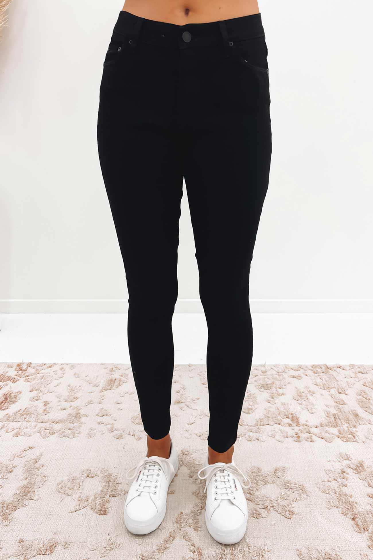 Kitty Skinny Jean Back In Black