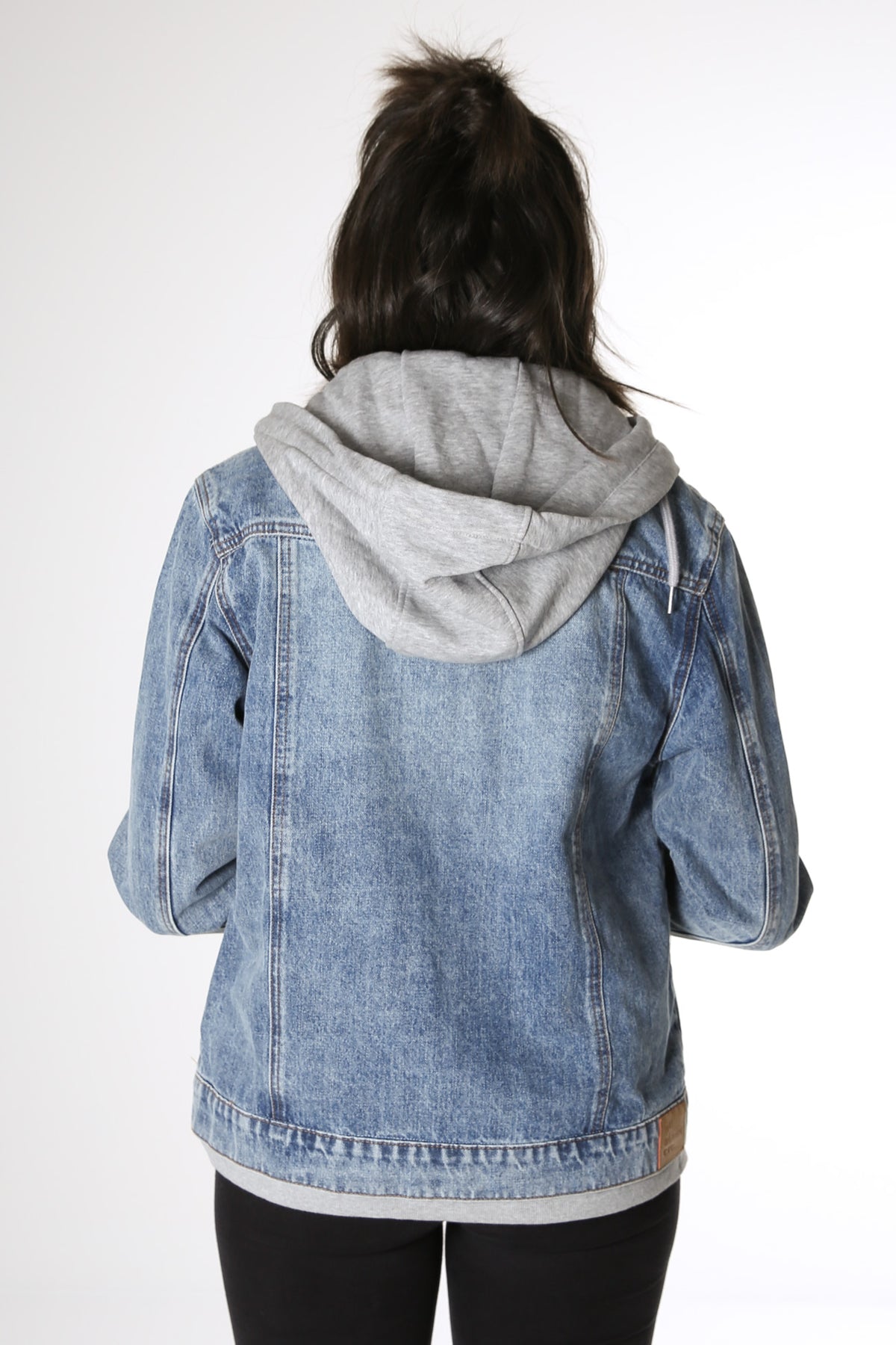 Grey hoodie under hot sale denim jacket