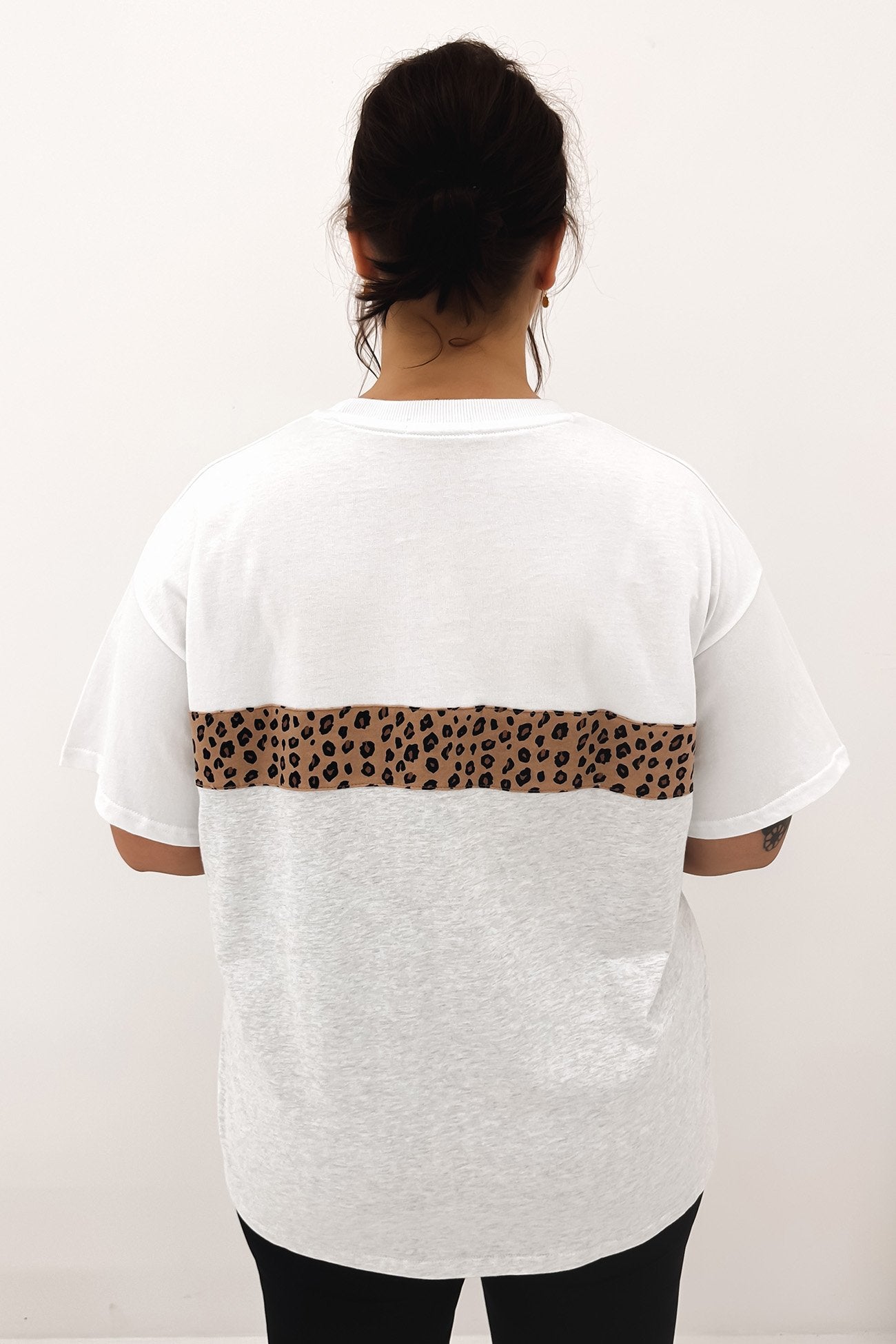 Leopard Panel Up Tee Snow Marle