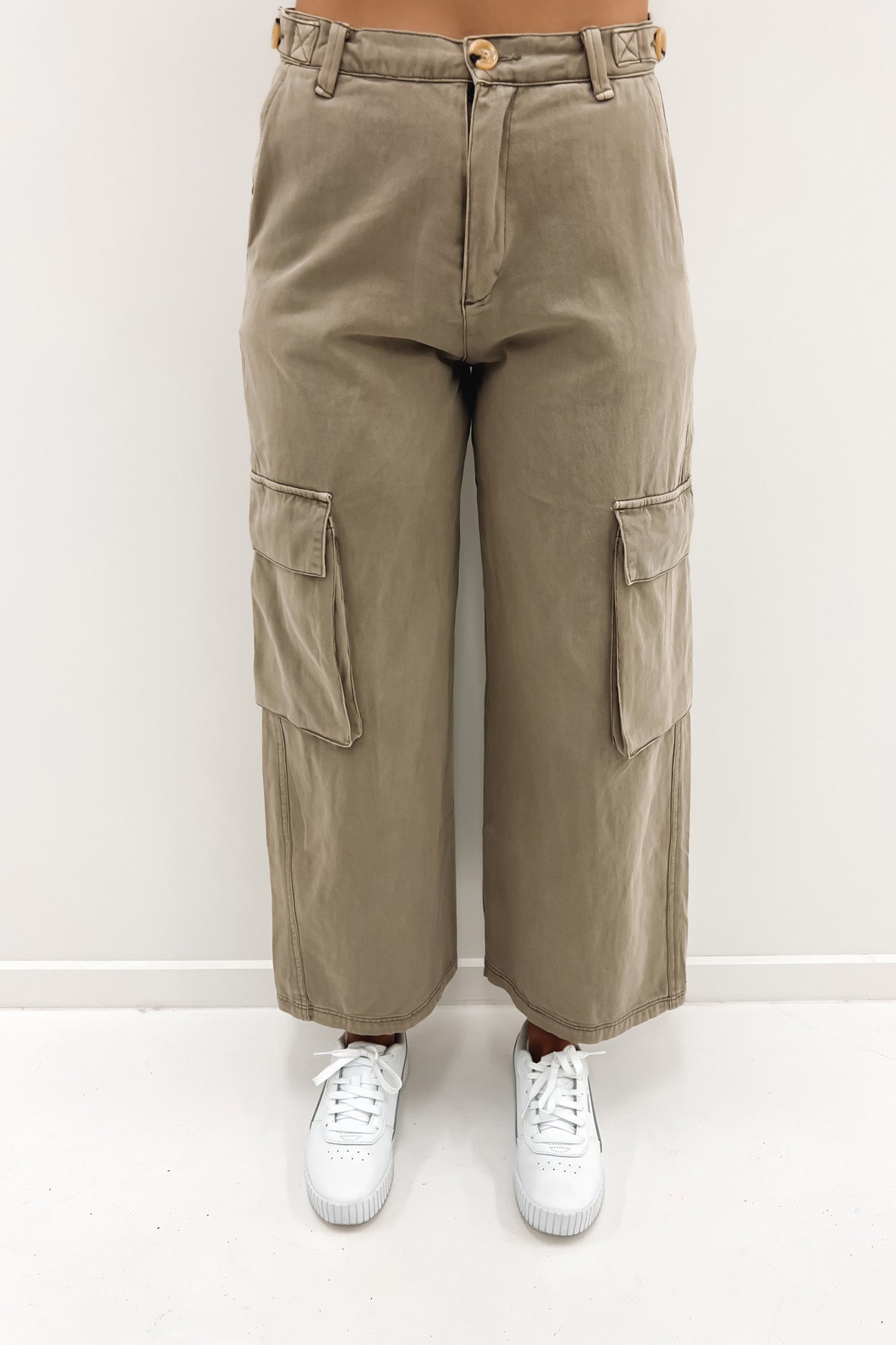 Maisy Cargo Pant Khaki