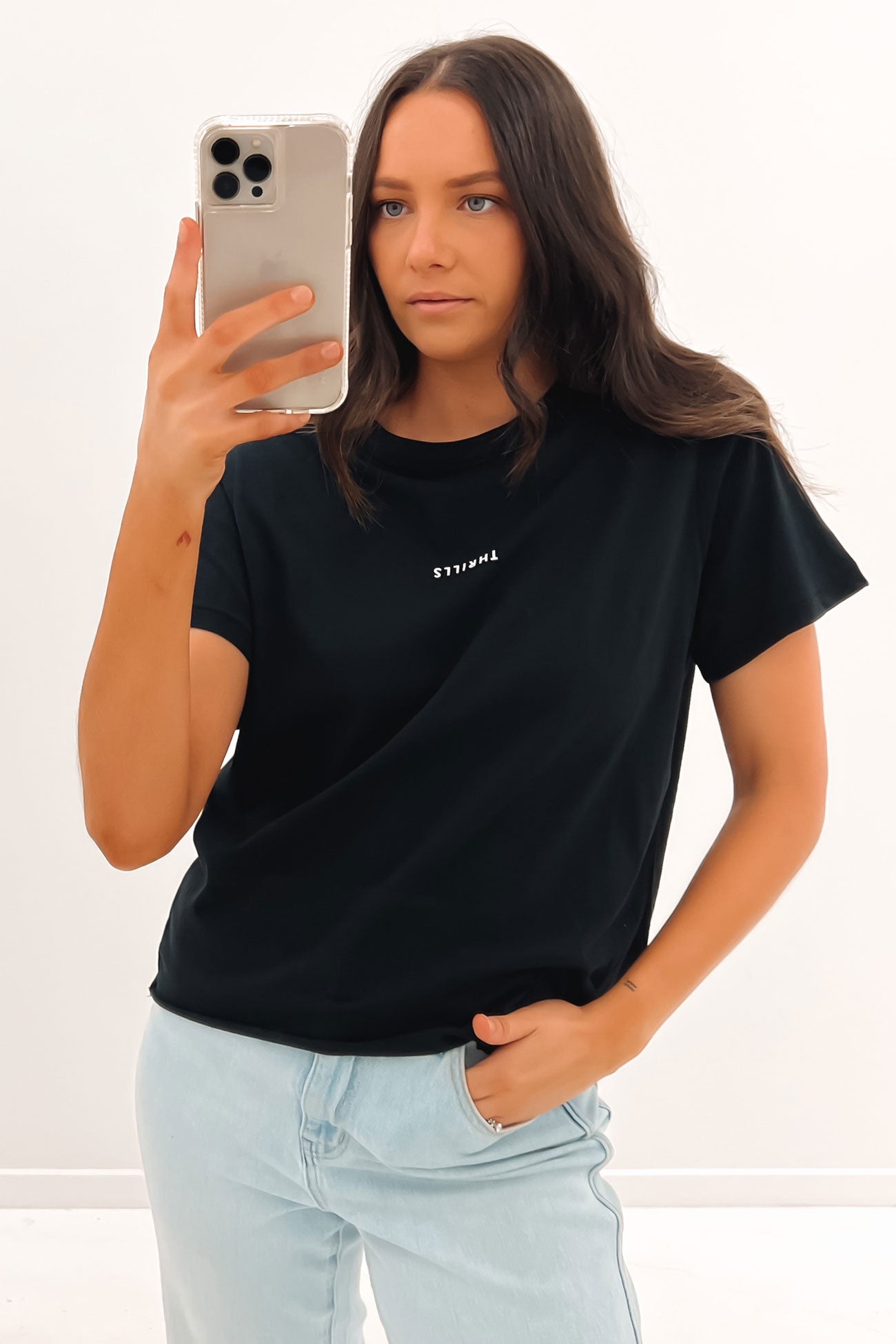 Minimal Thrills Relaxed Tee Washed Black