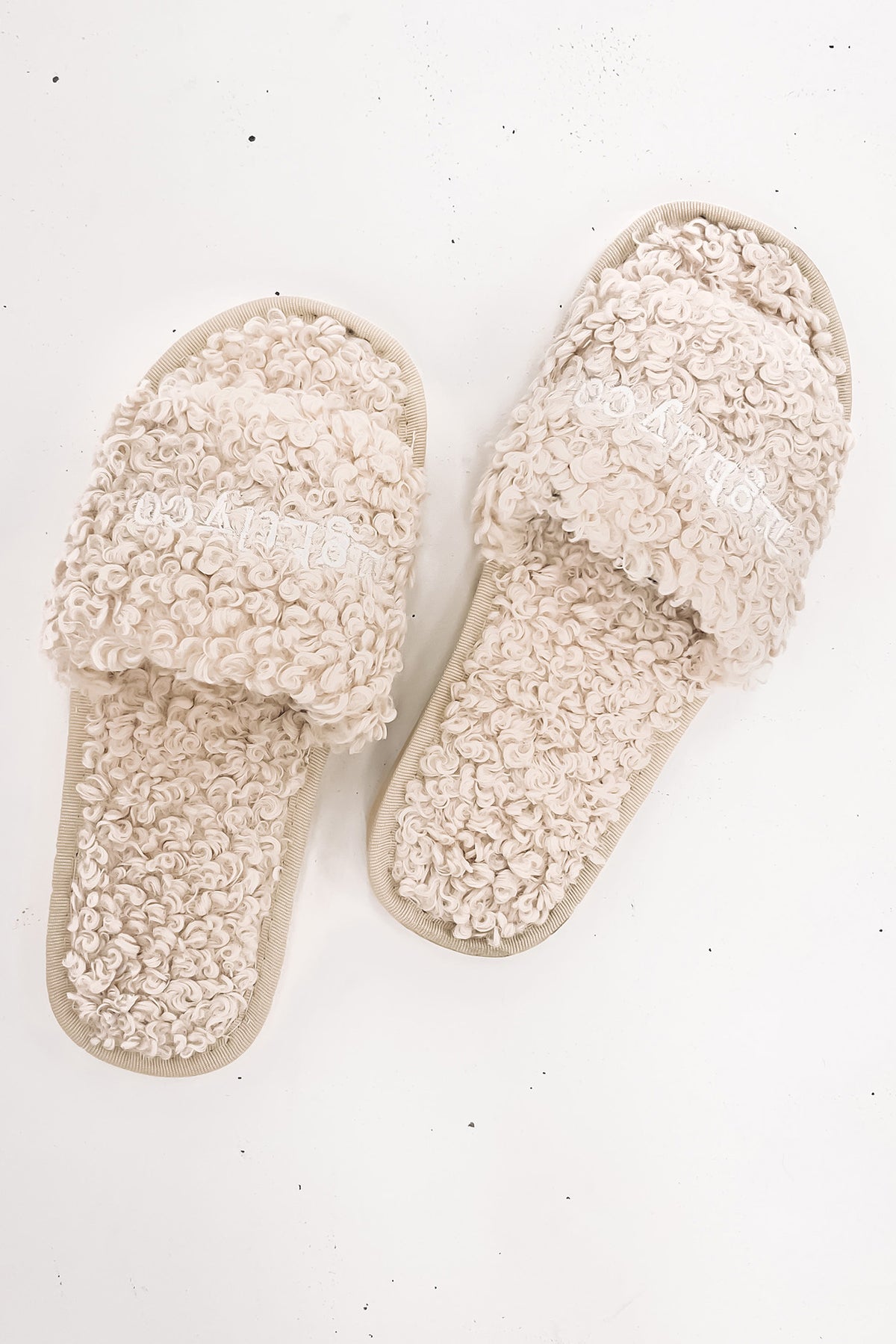 Sherpa criss best sale cross slippers