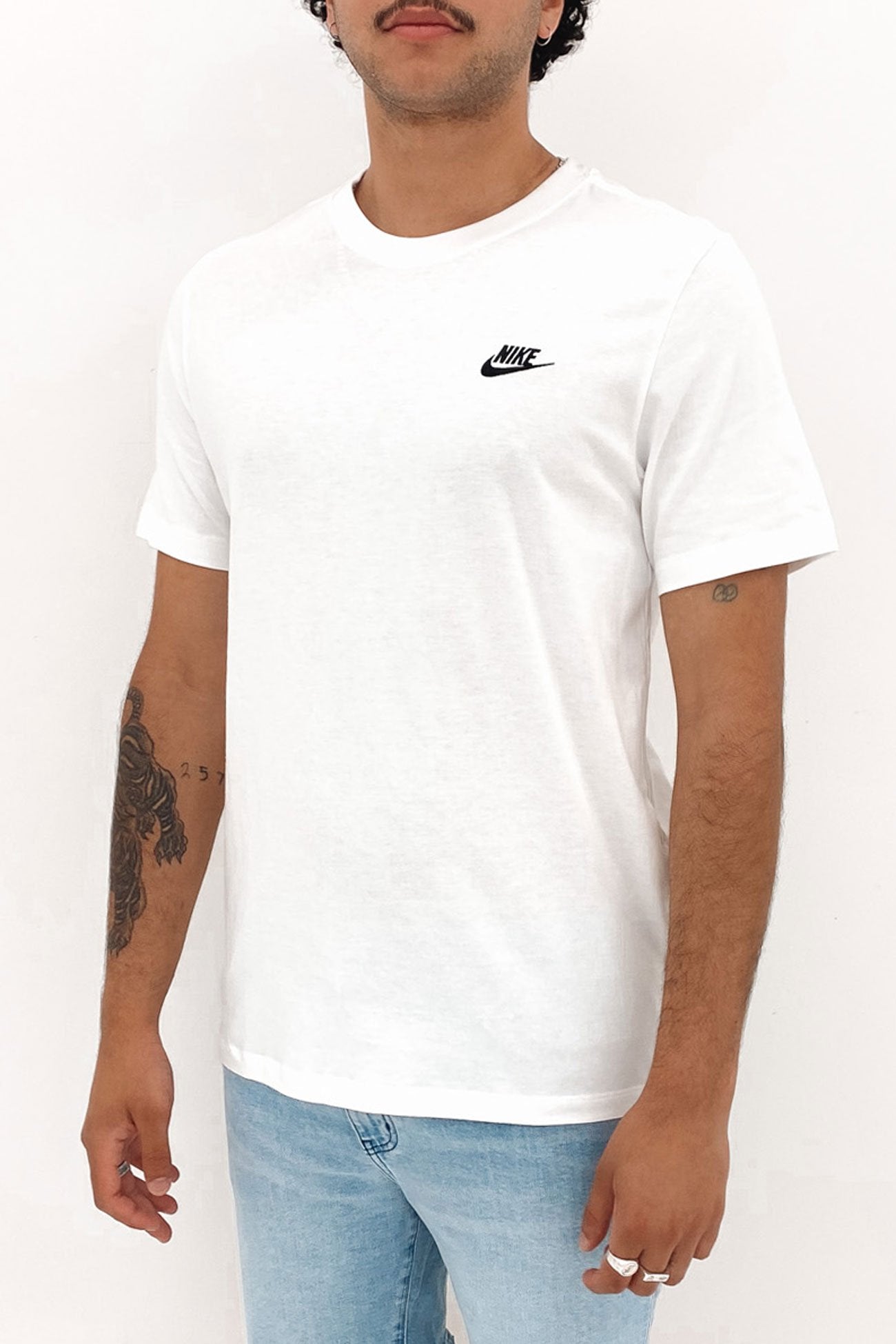 Nike Sportswear Club Tee White