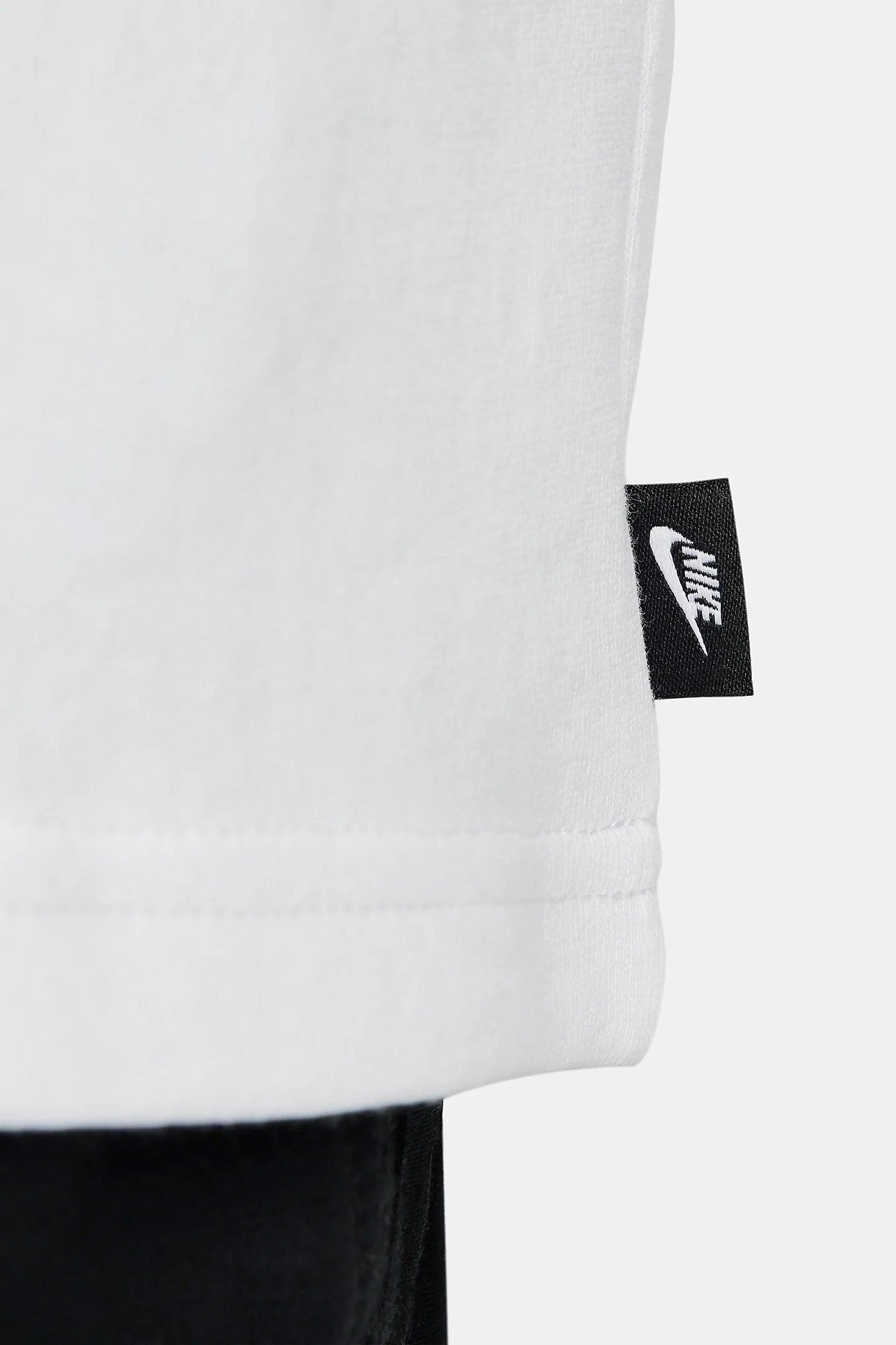 Nike Sportswear Premium Essentials Tee White